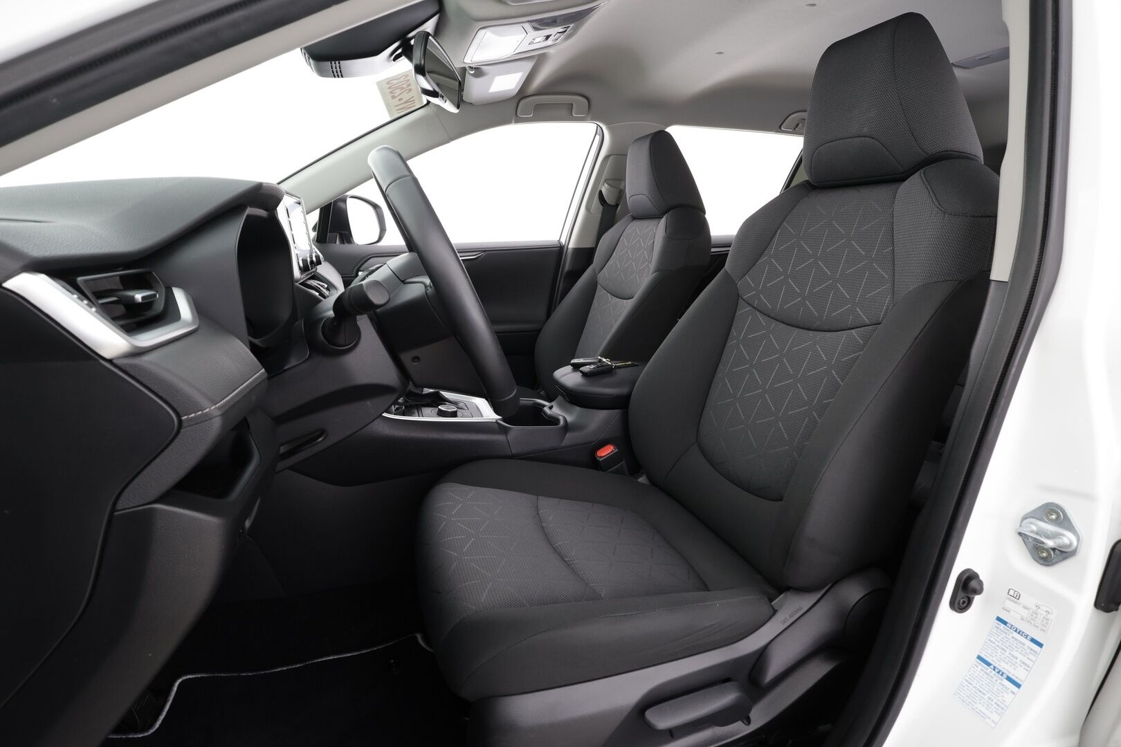 TOYOTA RAV4 2022 2,5 Hybrid AWD-i Active * ACC / P.kamera / LED / Kaistavahti / Apple&Android * - Kahdet renkaat alumiinivanteilla! / Juuri huollettu Toyotalla! / ALV