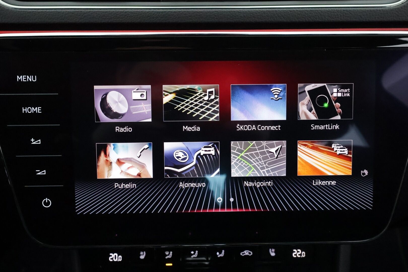 SKODA SUPERB 2019 2.0 TDI 4x4 SCR Business Edition L&K * ACC / P.kamera / Canton / Muistipenkit / Ilmastoidut nahat / Koukku / Navi * - KeylessGo / Lohkolämmitin / Merkkihuollettu / Laurin & Klement tyylinen ulkonäkö ja sisustus