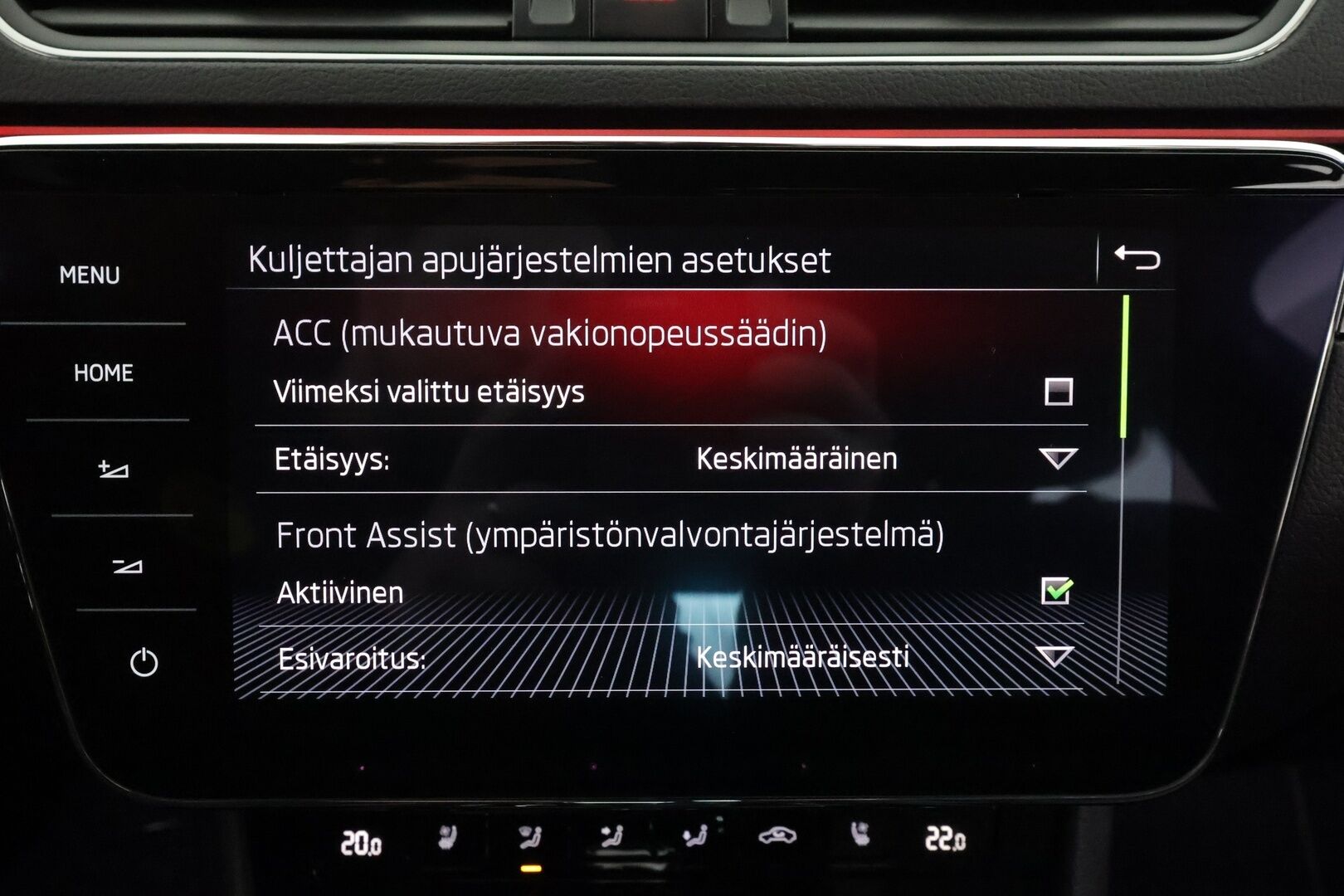 SKODA SUPERB 2019 2.0 TDI 4x4 SCR Business Edition L&K * ACC / P.kamera / Canton / Muistipenkit / Ilmastoidut nahat / Koukku / Navi * - KeylessGo / Lohkolämmitin / Merkkihuollettu / Laurin & Klement tyylinen ulkonäkö ja sisustus