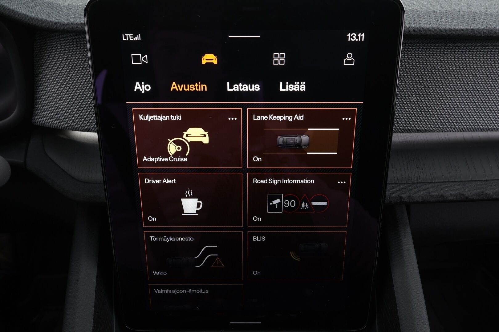 POLESTAR 2 2022 Long Range Dual Motor / Lämpöpumppu / Pilot & Plus / H/K / 360°-kamera / PIxel-LED / Vetokoukku - HULLU BLACKWEEK KORKOTARJOUS 2,49%