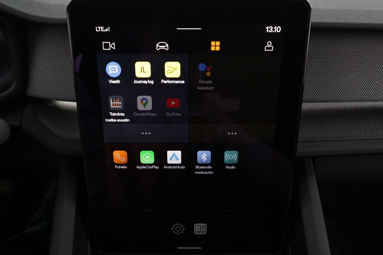 POLESTAR 2 2022 Long Range Dual Motor / Lämpöpumppu / Pilot & Plus / H/K / 360°-kamera / PIxel-LED / Vetokoukku - HULLU BLACKWEEK KORKOTARJOUS 2,49%