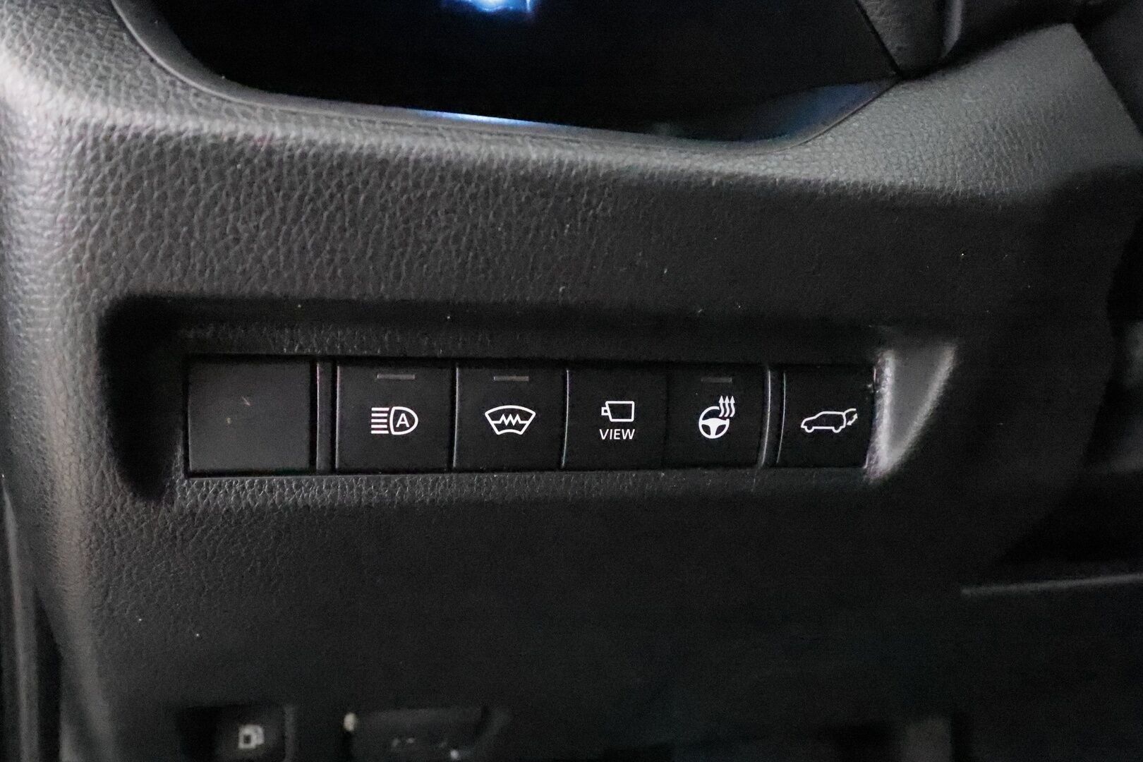 TOYOTA RAV4 2022 Hybrid 2,5 AWD-i Premium * ACC / 360° / Muistipenkki / Koukku / LED / Ilmastoidut nahat / KeylessGo / Ratinlämmitin * - Facelift / Alv / Kahdet renkaat aluvanteilla