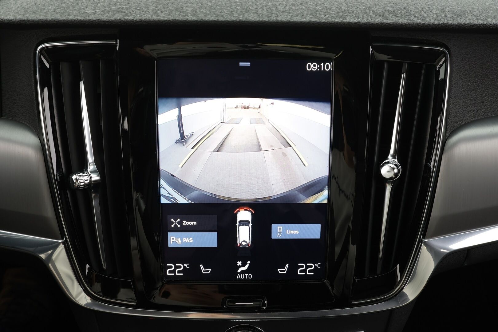 Volvo V90 2020 T5 Momentum Pro * ACC / P.kamera / Full LED / Navi / Nahat / Digimittaristo / Sähköluukku * - Merkkihuollettu - HULLU BLACKWEEK KORKOTARJOUS 2,49%