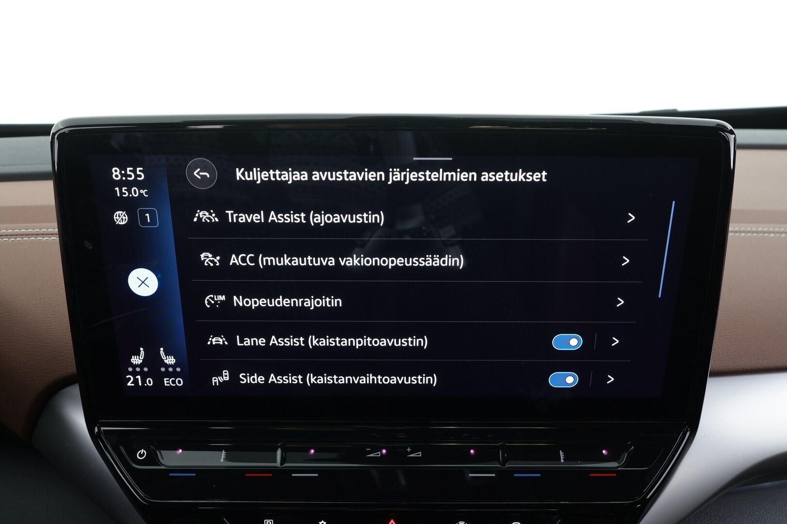 VOLKSWAGEN ID.5 2023 150kW Performance Style Plus * ACC / 360° / LED / Navi / Muistipenkit hieronnalla / ILP / Puolinahat / KeylessGo * - Kahdet renkaat aluvanteilla - HULLU BLACKWEEK KORKOTARJOUS 2,49%