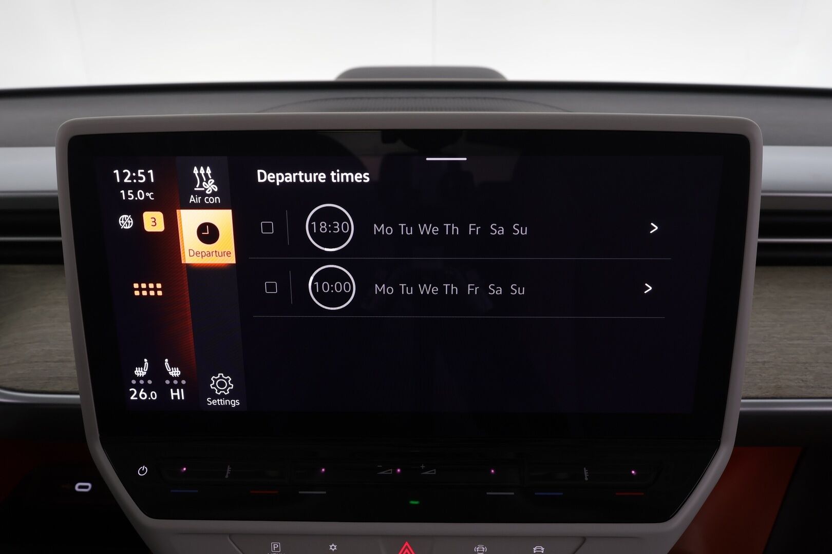 VOLKSWAGEN ID. BUZZ 2023 Pro * Sähkötoimiset liukuovet / ACC / P.kamera / IQ.Light / Muistipenkit hieronnalla / Koukku / Navi / KeylessGo * - Akku kuntotarkastettu / Kahdet renkaat aluvanteilla / Merkkihuollettu