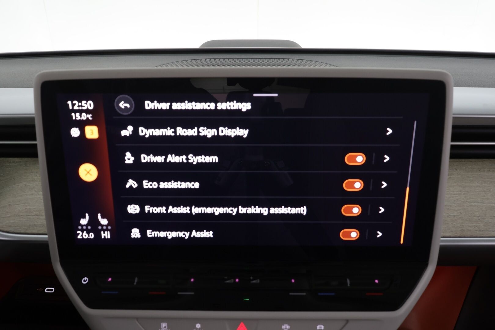 VOLKSWAGEN ID. BUZZ 2023 Pro * Sähkötoimiset liukuovet / ACC / P.kamera / IQ.Light / Muistipenkit hieronnalla / Koukku / Navi / KeylessGo * - Akku kuntotarkastettu / Kahdet renkaat aluvanteilla / Merkkihuollettu