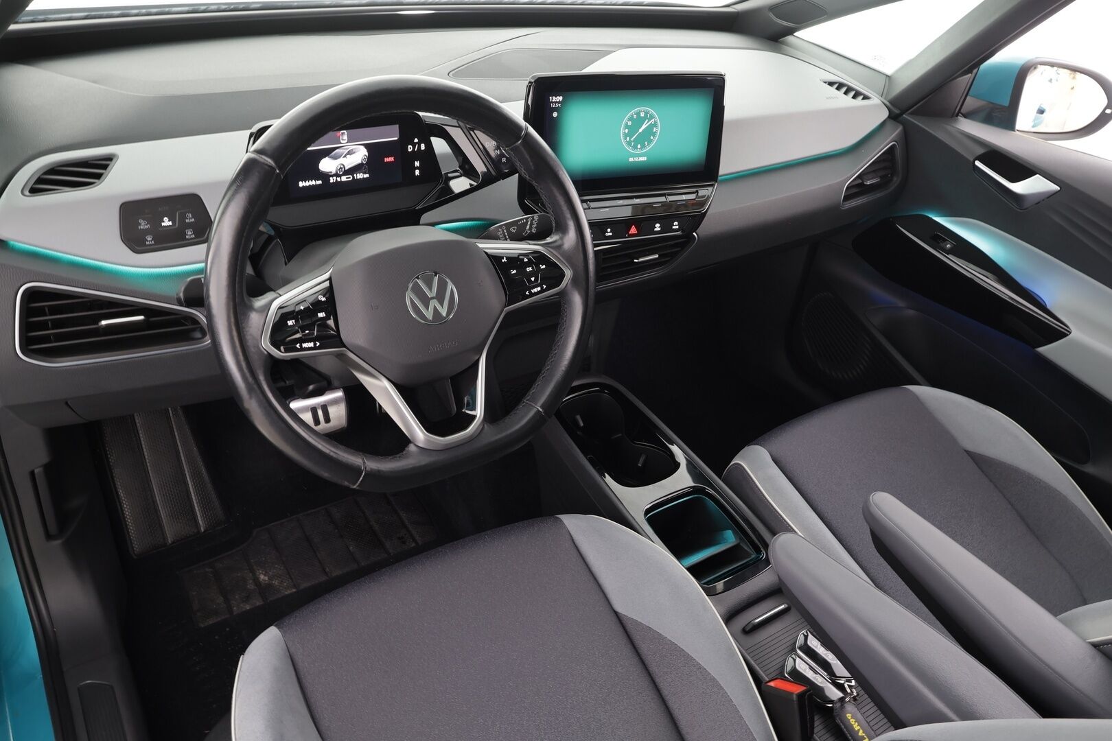 VOLKSWAGEN ID.3 2021 Pro Performance Life 150 kW * Lasikatto / ILP / ACC / Matrix-LED / P.Kamera / Navi / Kaistavahti / Keyless * - SOH 93.8% / 2x Latauskaapelit / Kahdet renkaat / Merkkihuollot - HULLUT AVAJAISHULINAT KORKOTARJOUS 3,29 %