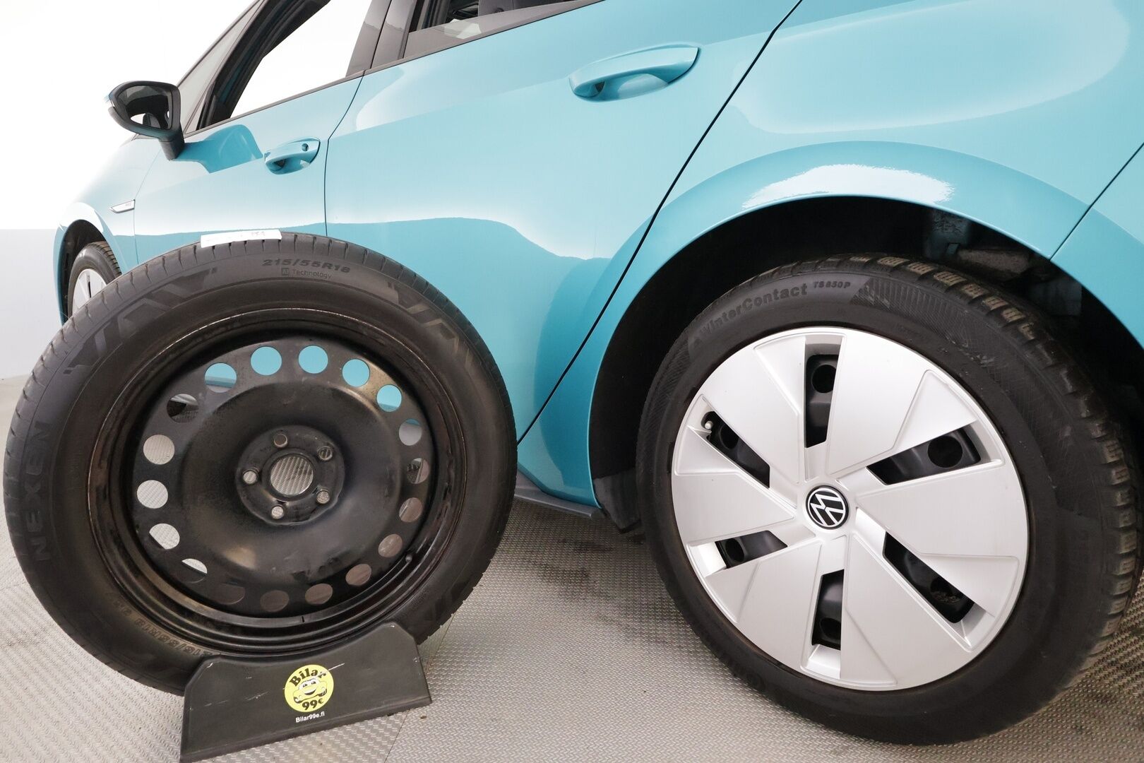 VOLKSWAGEN ID.3 2021 Pro Performance Life 150 kW * Lasikatto / ILP / ACC / Matrix-LED / P.Kamera / Navi / Kaistavahti / Keyless * - SOH 93.8% / 2x Latauskaapelit / Kahdet renkaat / Merkkihuollot