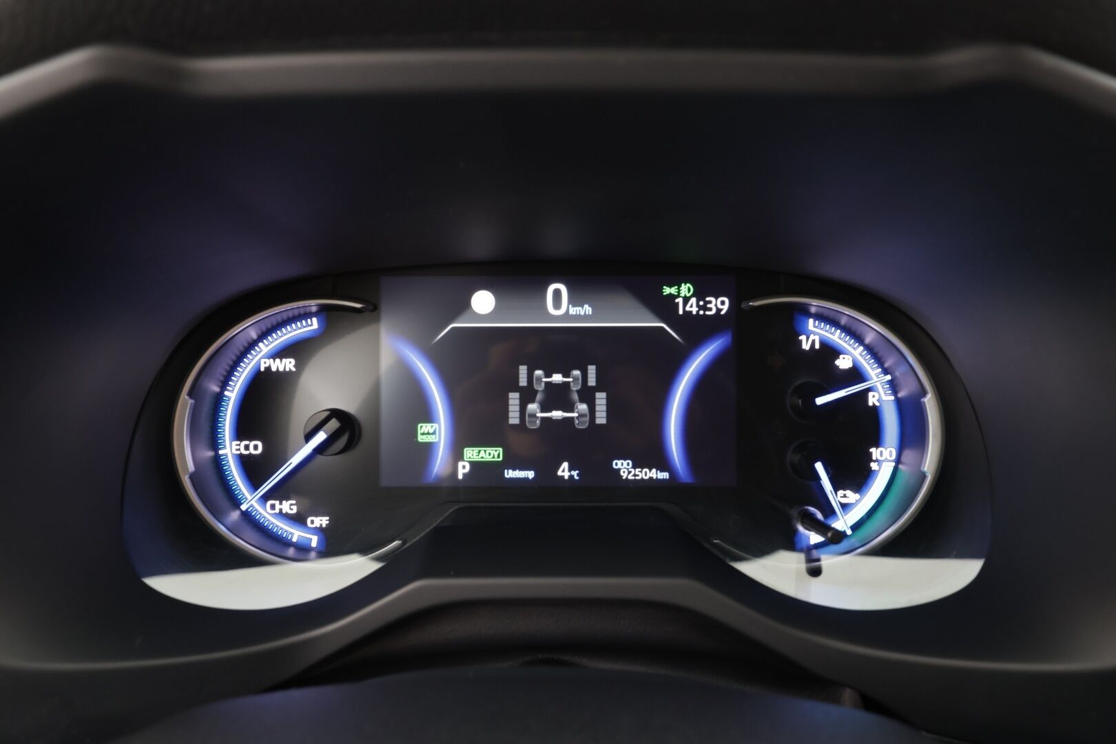 TOYOTA RAV4 PLUG-IN 2020 2.5 Hybrid AWD-i Premium * ACC / HUD / 360° / Muistipenkki / Ilmastoidut nahat / JBL / Koukku / LED / Navi / KeylessGo * - Kahdet renkaat aluvanteilla / Merkkihuollettu / Huippuvarusteet