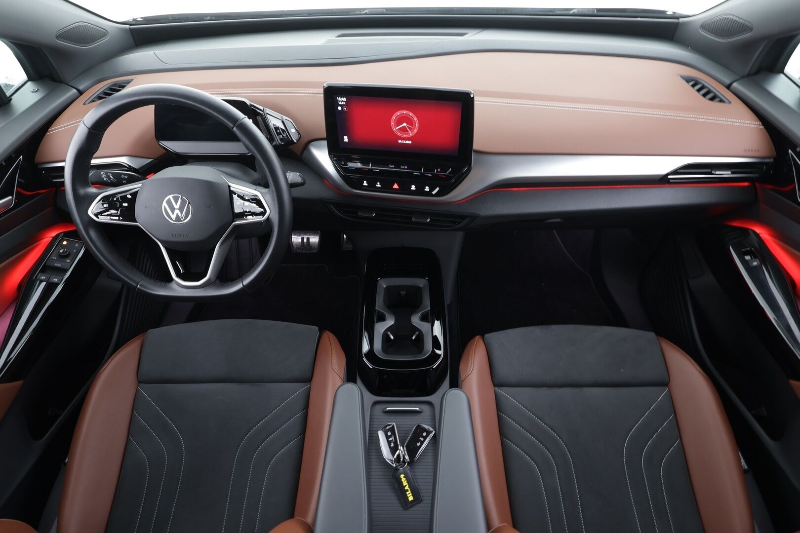 VOLKSWAGEN ID.4 2022 Pro Performance 150 kW *ILP / Koukku / ACC / Matrix-LED / P.kamera / Hierovat Sportpenkit Muistilla* - Akku kuntotarkastettu SoH 98%! / Merkkihuollot