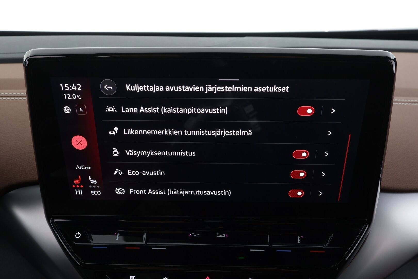 VOLKSWAGEN ID.4 2022 Pro Performance 150 kW * ILP / Koukku / ACC / Matrix-LED / P.kamera / Hierovat Sportpenkit Muistilla * - Merkkihuollot - HULLUT BLACKWEEK JATKOT - KORKOTARJOUS 2,49%