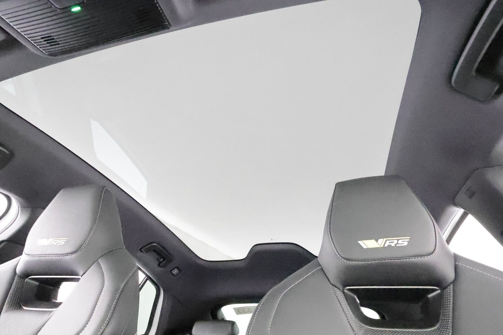 SKODA ENYAQ 2022 COUPE 80x 4x4 RS iV * Koukku / ILP / ACC / Matrix-LED / Canton / Hierova Muistipenkki / P.Kamera / Navi / Kaistavahti * - Merkkihuollot - HULLUT BLACKWEEK JATKOT - KORKOTARJOUS 2,49%