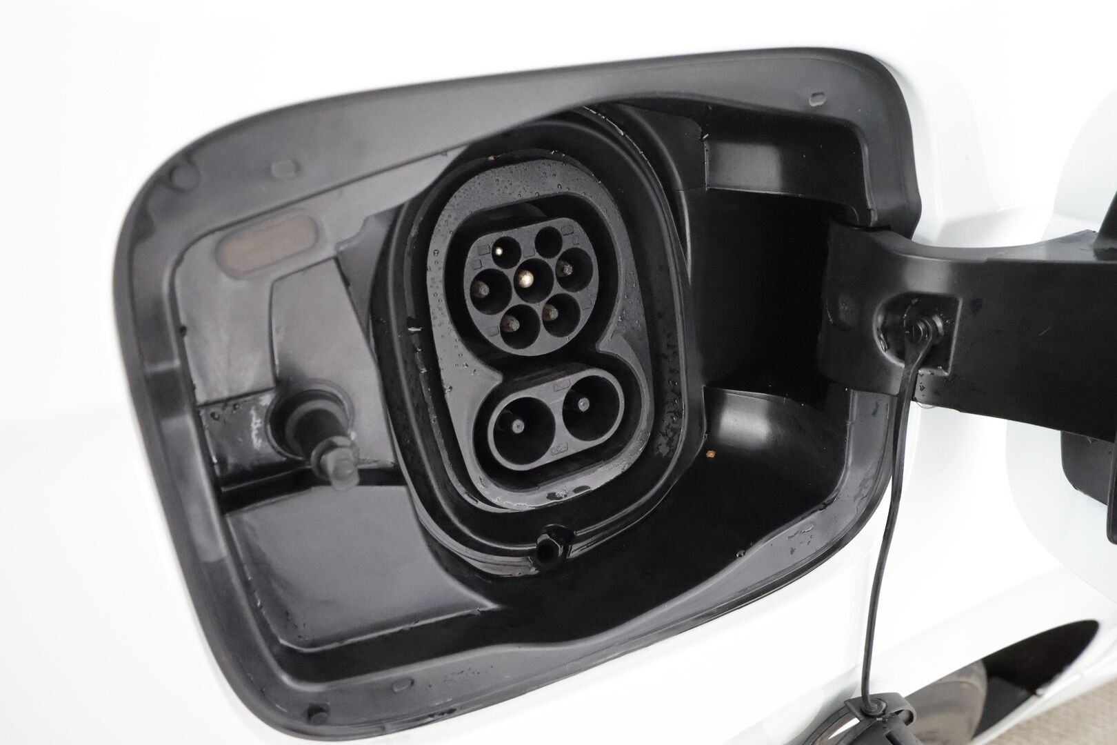 SKODA ENYAQ 2022 COUPE 80x 4x4 RS iV * Koukku / ILP / ACC / Matrix-LED / Canton / Hierova Muistipenkki / P.Kamera / Navi / Kaistavahti * - Merkkihuollot - HULLUT BLACKWEEK JATKOT - KORKOTARJOUS 2,49%