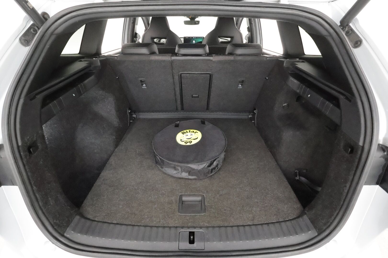 SKODA ENYAQ 2022 80 SportLine iV * ACC / ILP / Matrix-LED / Kamera / Muistipenkki / Navi / Kaistavahti / Keyless * - SoH 94.4% / Kahdet OEM vanteet / Merkkihuollot / Myydään juuri huollettuna!