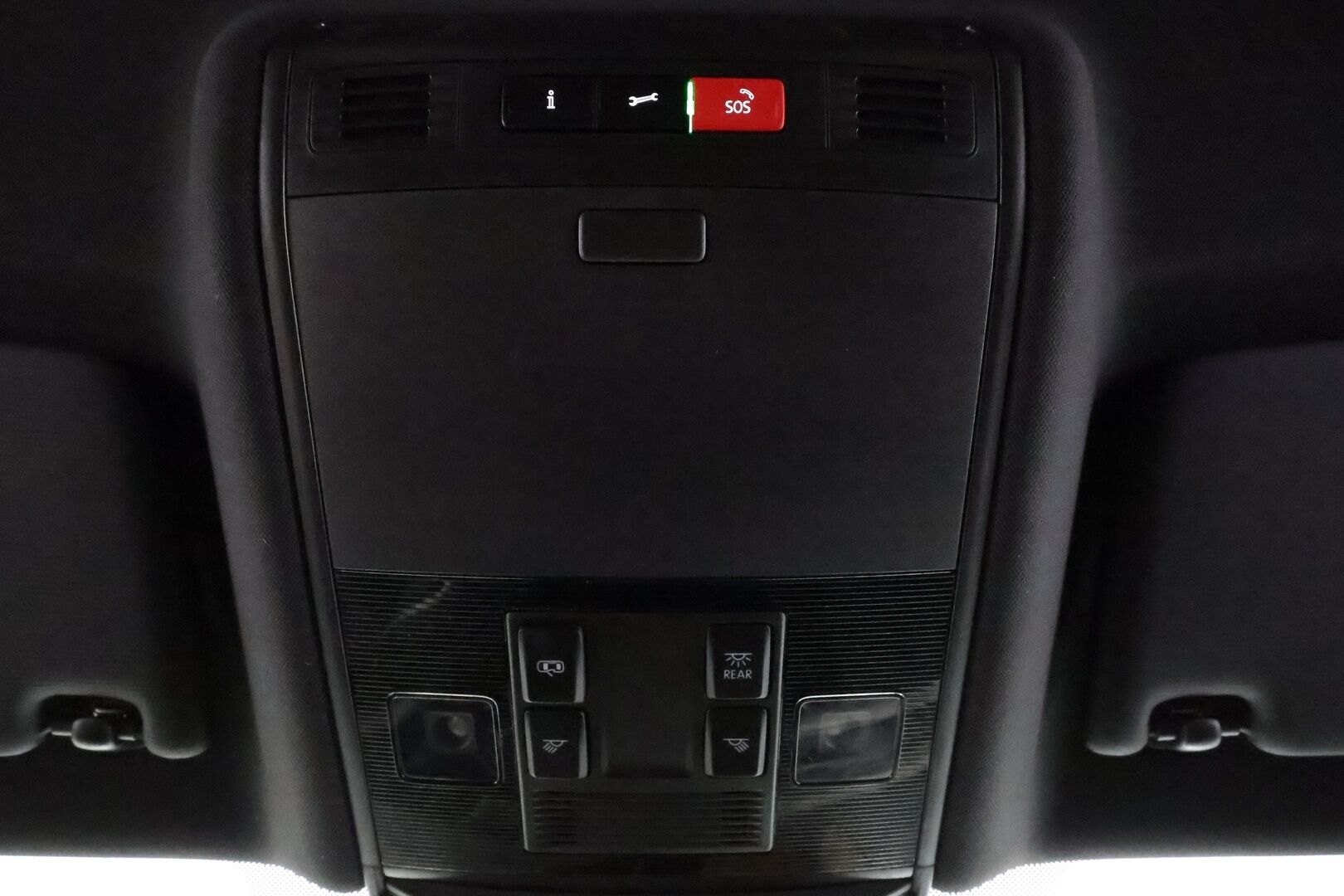 VOLKSWAGEN ARTEON 2022 Shooting Brake R-Line eHybrid 160 kW DSG *ACC / P.kamera / LED / Navi / Koukku / KeylessGo* - Webasto / Akku kuntotarkastettu / Kahdet renkaat aluvanteilla - HULLUT AVAJAISHULINAT KORKOTARJOUS 3,29 %