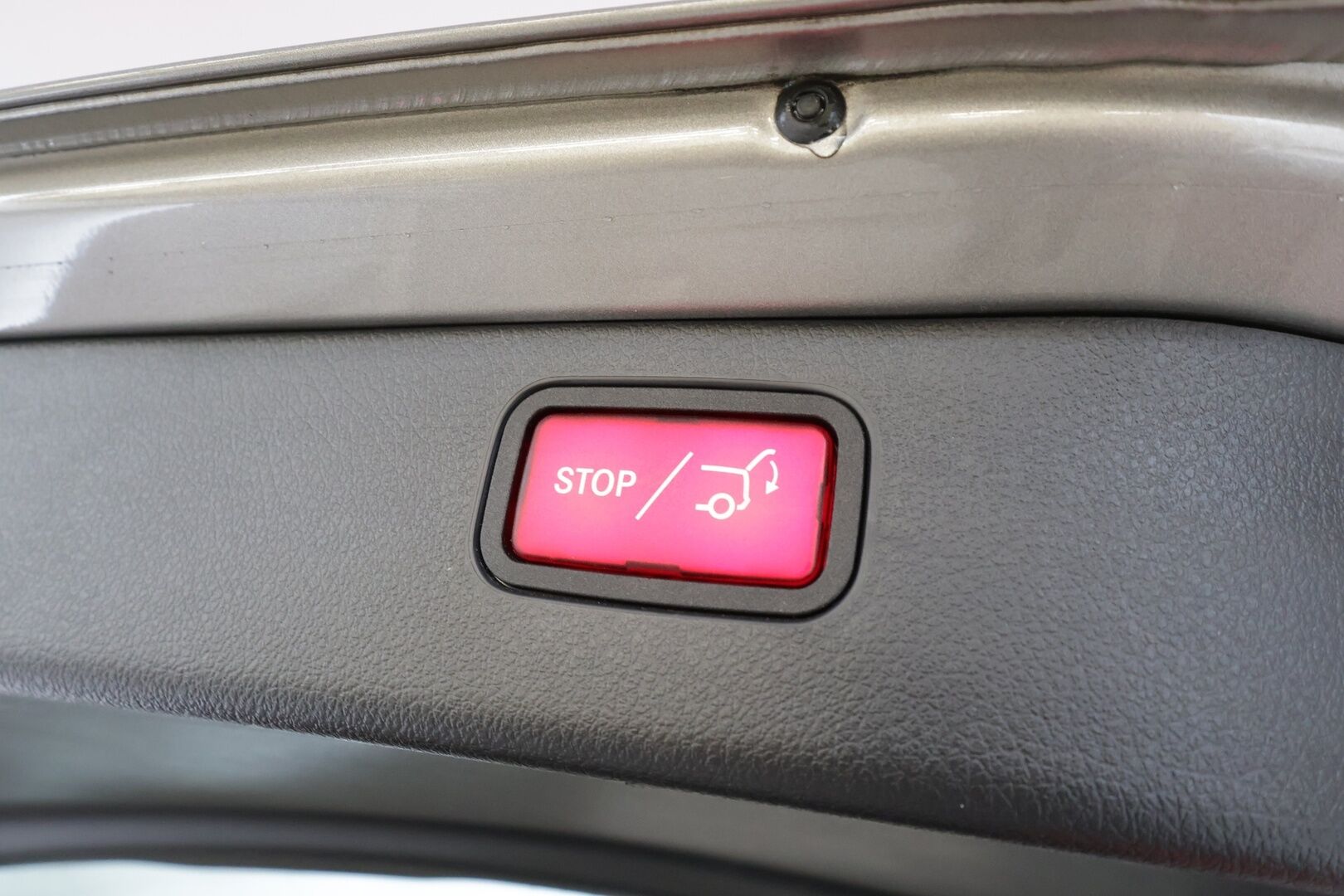 MERCEDES-BENZ C 2022 300d T Avantgarde * Panorama / Webasto / Distronic / LED-High Performance / P.kamera / Koukku / Navi / Kaistavahti * - Kahdet renkaat - HULLUT AVAJAISHULINAT KORKOTARJOUS 3,29 %