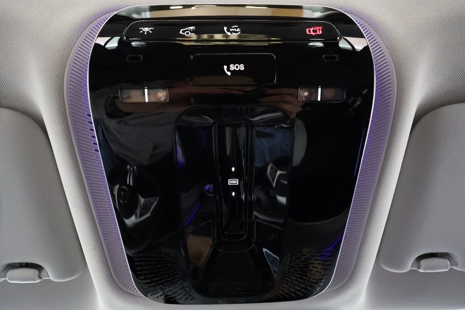 MERCEDES-BENZ C 2022 300d T Avantgarde * Panorama / Webasto / Distronic / LED-High Performance / P.kamera / Koukku / Navi / Kaistavahti * - Kahdet renkaat