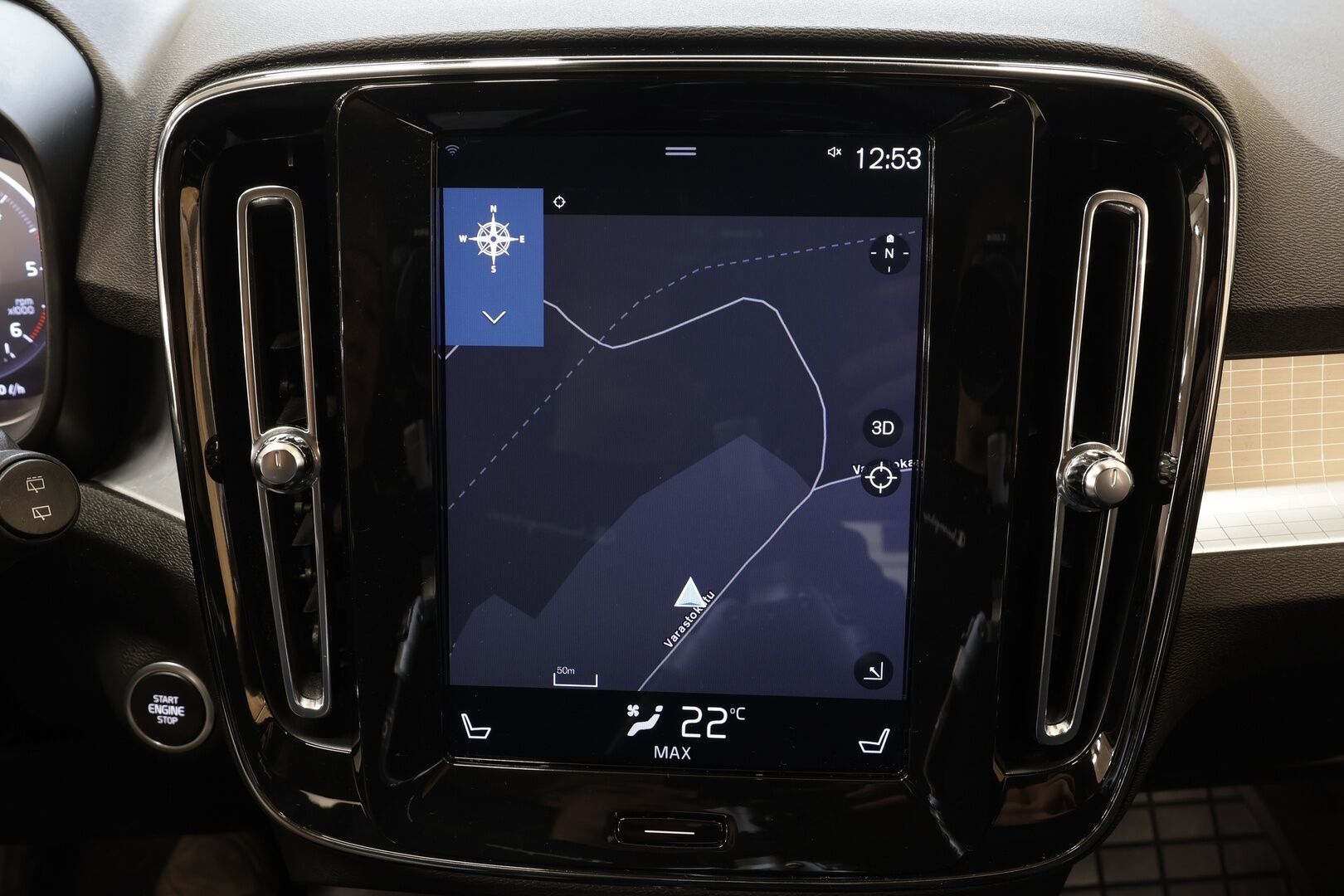 Volvo XC40 2020 D3 AWD Momentum aut * Webasto / ACC / H&K / LED / Sportpenkki Muistilla / P.tutkat / Navi / Kaistavahti / Keyless * - *Taloudellinen / Käytännöllinen / Katumaasturi*