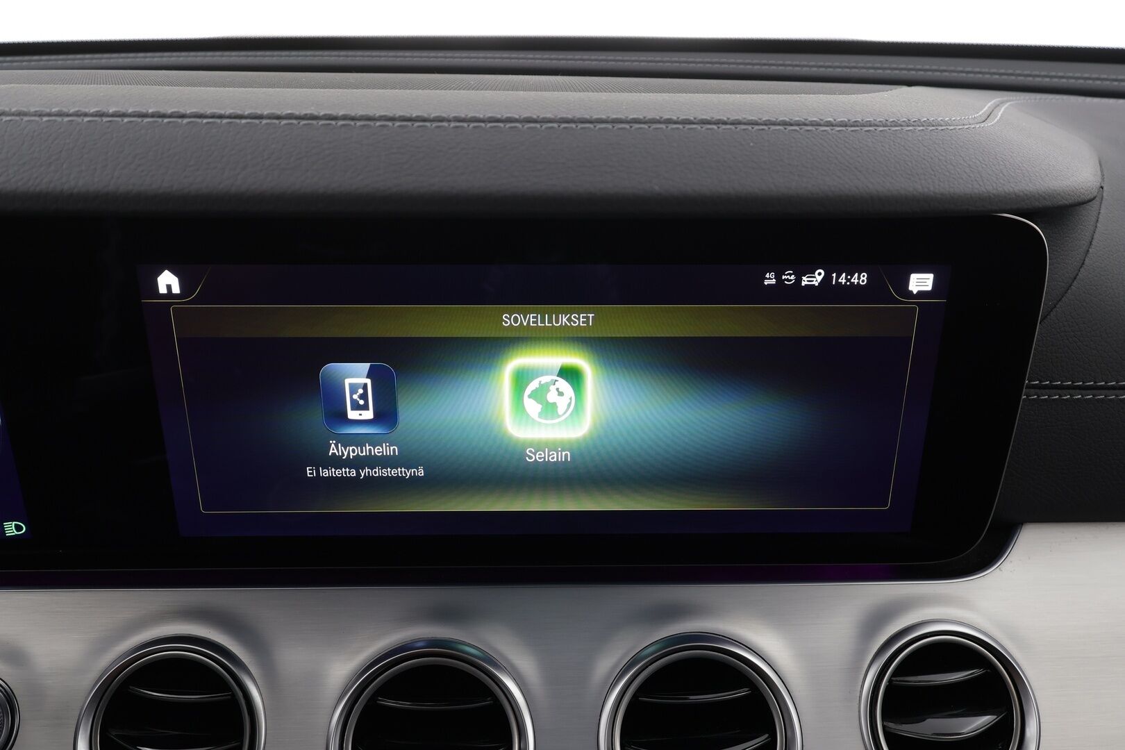 MERCEDES-BENZ E 2023 300 de Edition 4MATIC T A *  Distronic + /  Burmester / HUD / Widescreen /  Muistinahat / Kaistavahti / Navi * - P-Kamera / Kahdet renkaat - HULLUT BLACKWEEK JATKOT - KORKOTARJOUS 2,49%