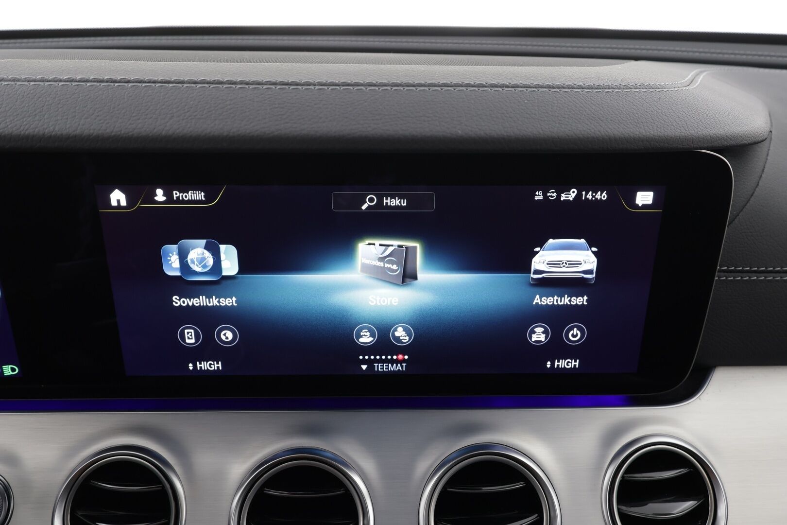 MERCEDES-BENZ E 2023 300 de Edition 4MATIC T A *  Distronic + /  Burmester / HUD / Widescreen /  Muistinahat / Kaistavahti / Navi * - P-Kamera / Kahdet renkaat - HULLUT BLACKWEEK JATKOT - KORKOTARJOUS 2,49%