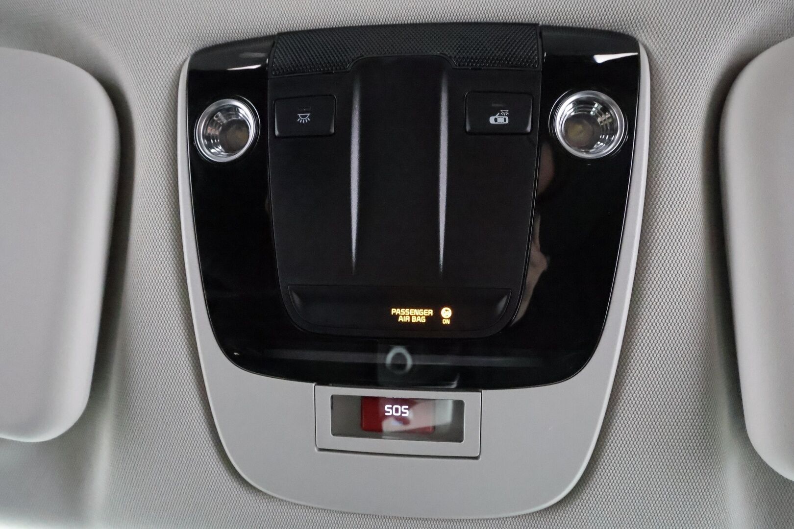 KIA EV6 2024 RWD 58kWh 170hv * Adapt.Vakkari / Peruutuskamera / LED / Navi / Puolinahkasisusta! - Merkkihuollettu / 2x Renkaat / Juuri tullut Tampereelle! - HULLUT AVAJAISHULINAT KORKOTARJOUS 3,29 %