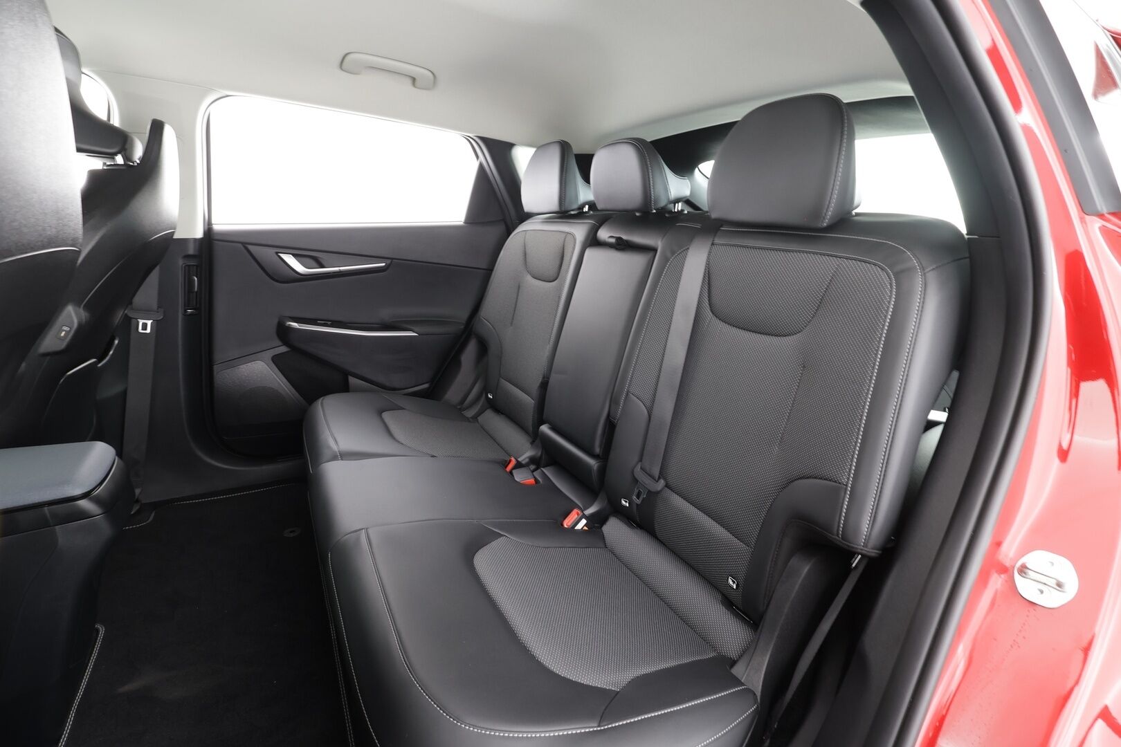 KIA EV6 2024 RWD 58kWh 170hv * ACC / P.kamera / LED / Navi / KeylessGo / Puolinahat * - Merkkihuollettu / 2x Renkaat / Juuri tullut Tampereelle!