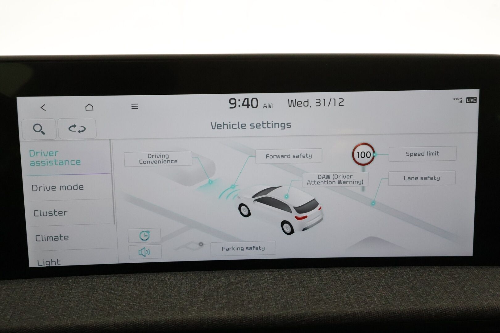 KIA EV6 2024 RWD 58kWh 170hv * Adapt.Vakkari / Peruutuskamera / LED / Navi / Puolinahkasisusta! - Merkkihuollettu / 2x Renkaat / Juuri tullut Tampereelle! - HULLUT AVAJAISHULINAT KORKOTARJOUS 3,29 %