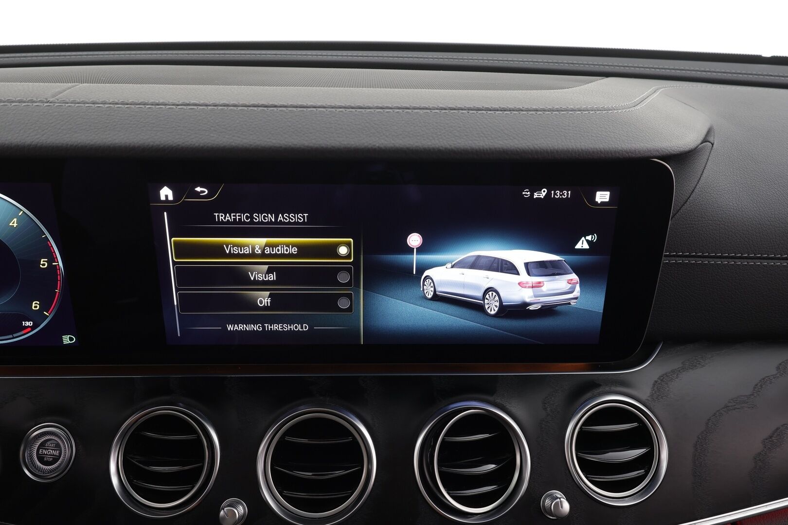 MERCEDES-BENZ E 2021 220 d 4MATIC T Business AMG * Webasto / 360° / Vakkari / Multibeam / Widescreen / Koukku / Puolinahat * - Kahdet renkaat aluvanteilla 