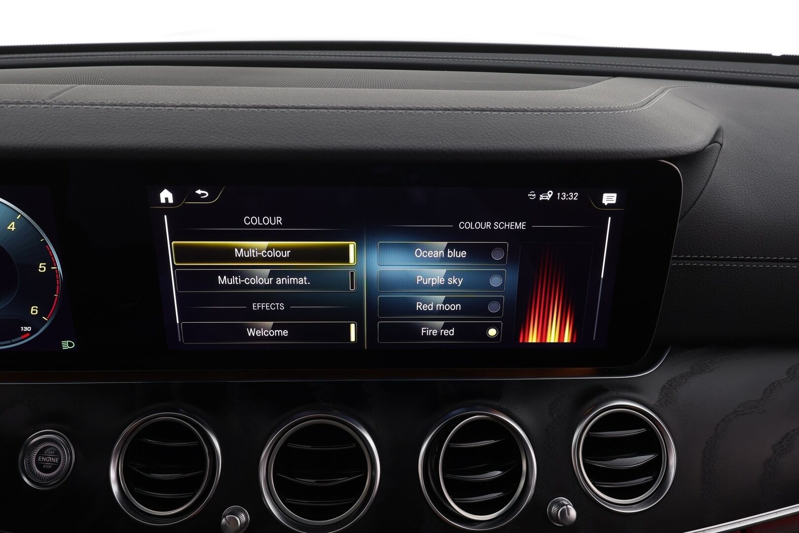 MERCEDES-BENZ E 2021 220 d 4MATIC T Business AMG * Webasto / 360° / Vakkari / Multibeam / Widescreen / Koukku / Puolinahat * - Kahdet renkaat aluvanteilla 