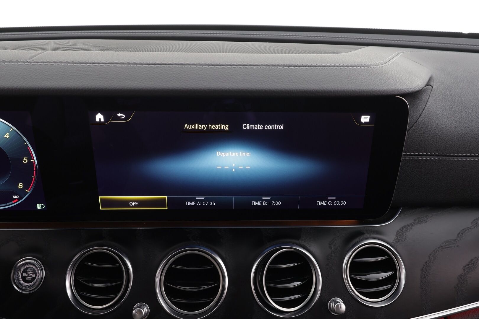 MERCEDES-BENZ E 2021 220 d 4MATIC T Business AMG * Webasto / 360° / Vakkari / Multibeam / Widescreen / Koukku / Puolinahat * - Kahdet renkaat aluvanteilla 