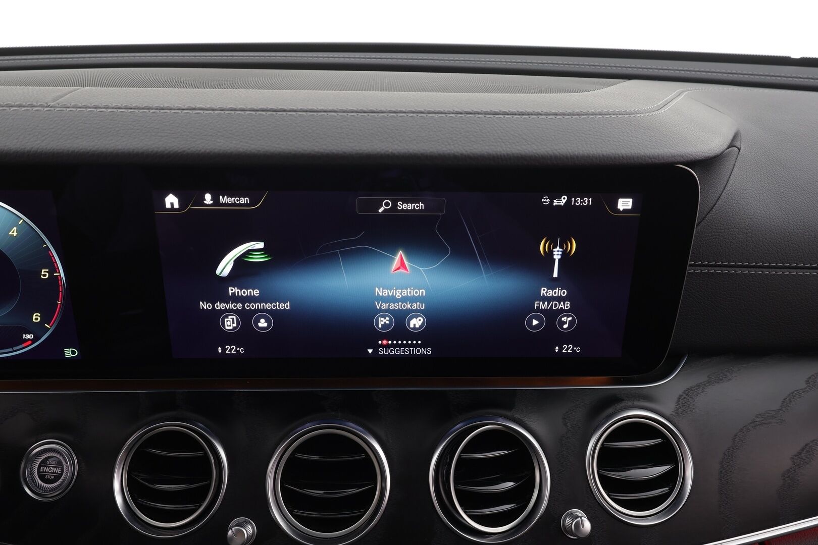 MERCEDES-BENZ E 2021 220 d 4MATIC T Business AMG * Webasto / 360° / Vakkari / Multibeam / Widescreen / Koukku / Puolinahat * - Kahdet renkaat aluvanteilla 