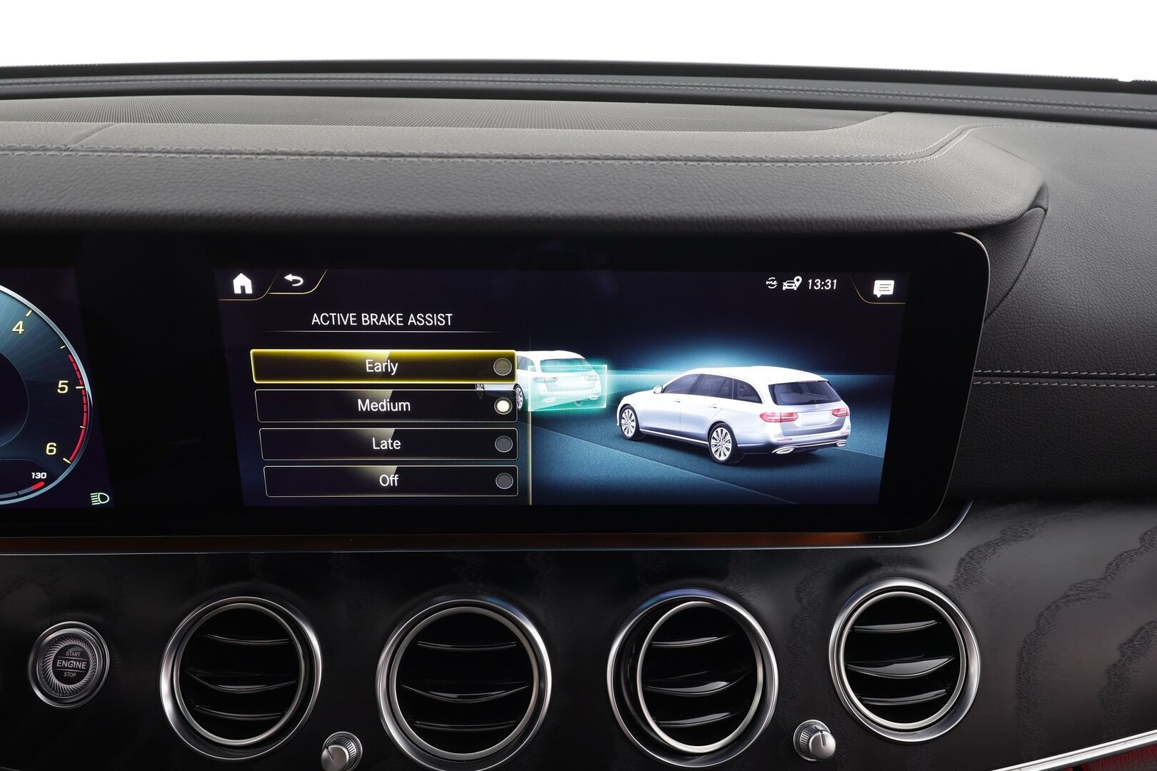 MERCEDES-BENZ E 2021 220 d 4MATIC T Business AMG * Webasto / 360° / Vakkari / Multibeam / Widescreen / Koukku / Puolinahat * - Kahdet renkaat aluvanteilla 