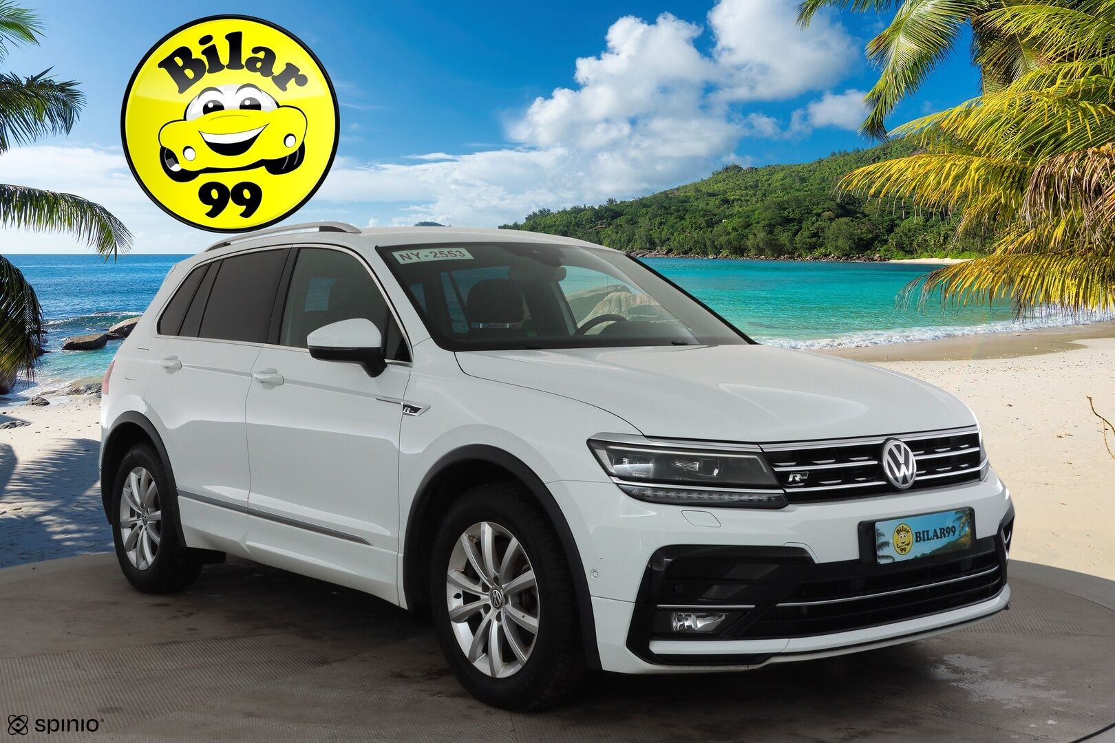 VOLKSWAGEN TIGUAN 2018 R-line 2,0 TSI 132 kW 4MOTION DSG * Webasto / Koukku / ACC / LED / P.Kamera / Digimittaristo * - Kahdet renkaat / R-Line / Dynaudio