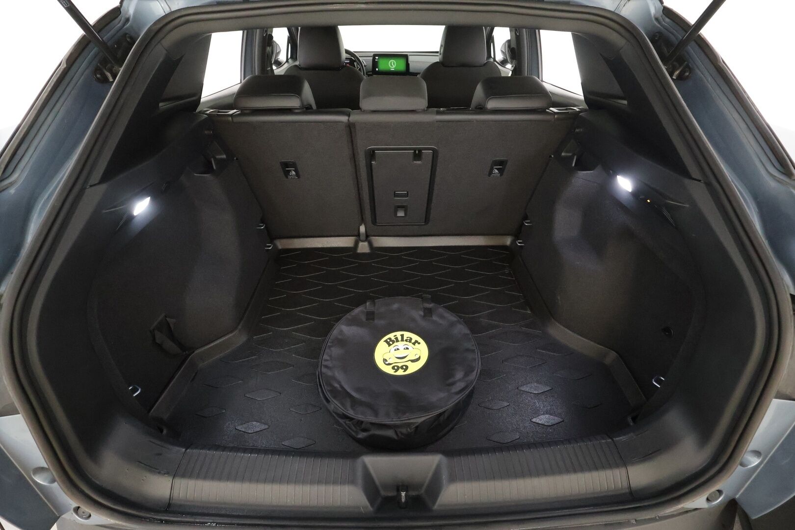 VOLKSWAGEN ID.4 2022 GTX Dual Motor AWD * Koukku / ILP / ACC / Matrix-LED / P.Kamera / Navi / Kaistavahti / Keyless * - Akku kuntotarkastettu 94.4%! / Kahdet renkaat