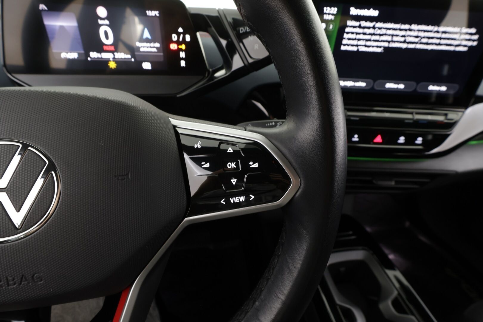 VOLKSWAGEN ID.4 2022 GTX Dual Motor AWD * Koukku / ILP / ACC / Matrix-LED / P.Kamera / Navi / Kaistavahti / Keyless * - Akku kuntotarkastettu 94.4%! / Kahdet renkaat