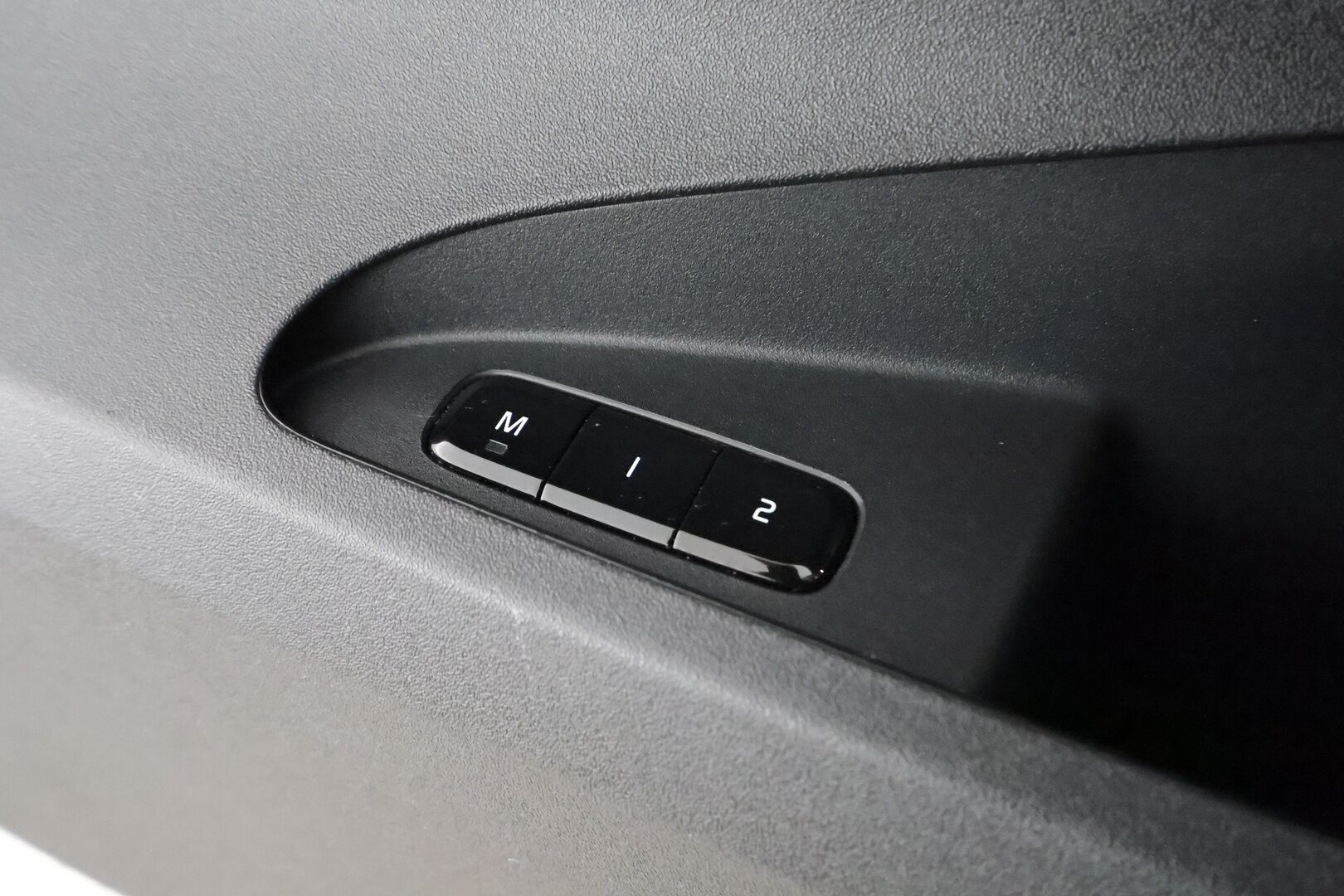 POLESTAR 2 2022 Long Range Dual Motor 78 kWh * ACC / 360° / H&K / ILP / Pixel LED / Koukku / Muistipenkki / Lasikatto * - Akku kuntotarkastettu 