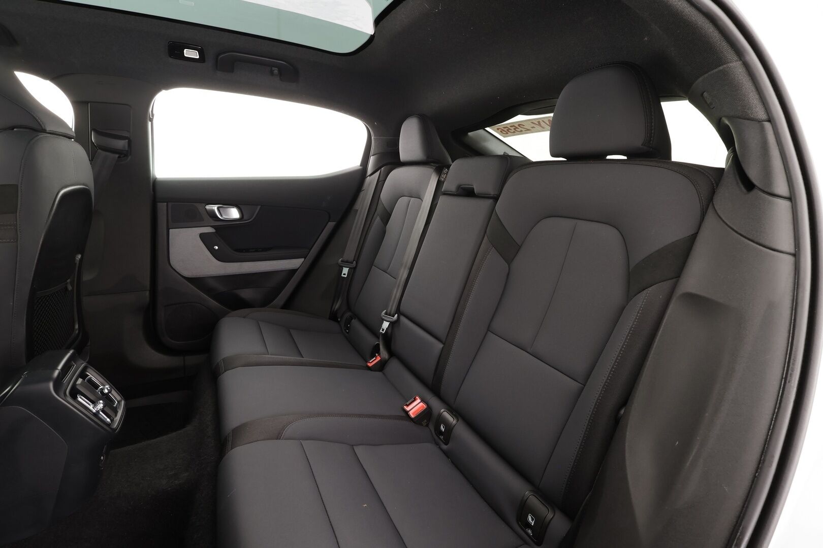 POLESTAR 2 2022 Long Range Dual Motor 78 kWh * ACC / 360° / H&K / ILP / Pixel LED / Koukku / Muistipenkki / Lasikatto * - Akku kuntotarkastettu 