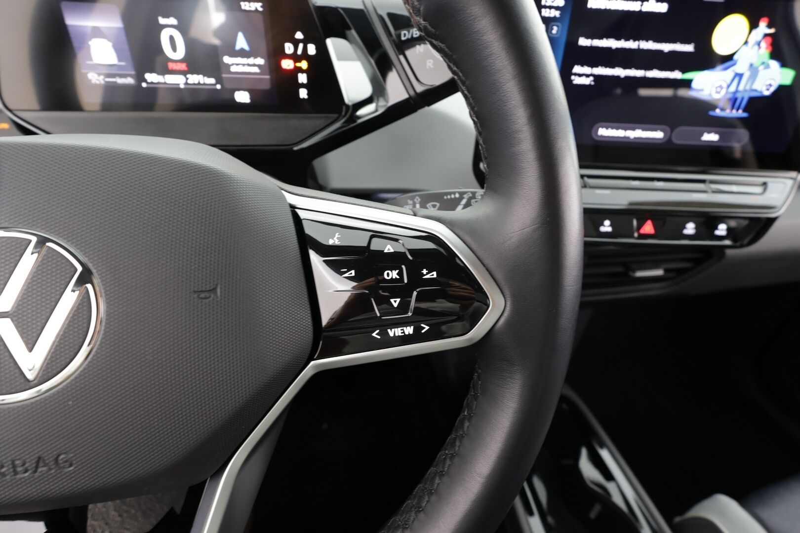 VOLKSWAGEN ID.3 2020 1st MAX Pro Performance 150 kW * ILP / HUD / ACC / Lasikatto / IQ-Light / P.Kamera / Kaistavahti / Navi / Keyless * - Kahdet renkaat / Koti & kauppalaturi - HULLUT JOULUT KORKOTARJOUS 2,49% 