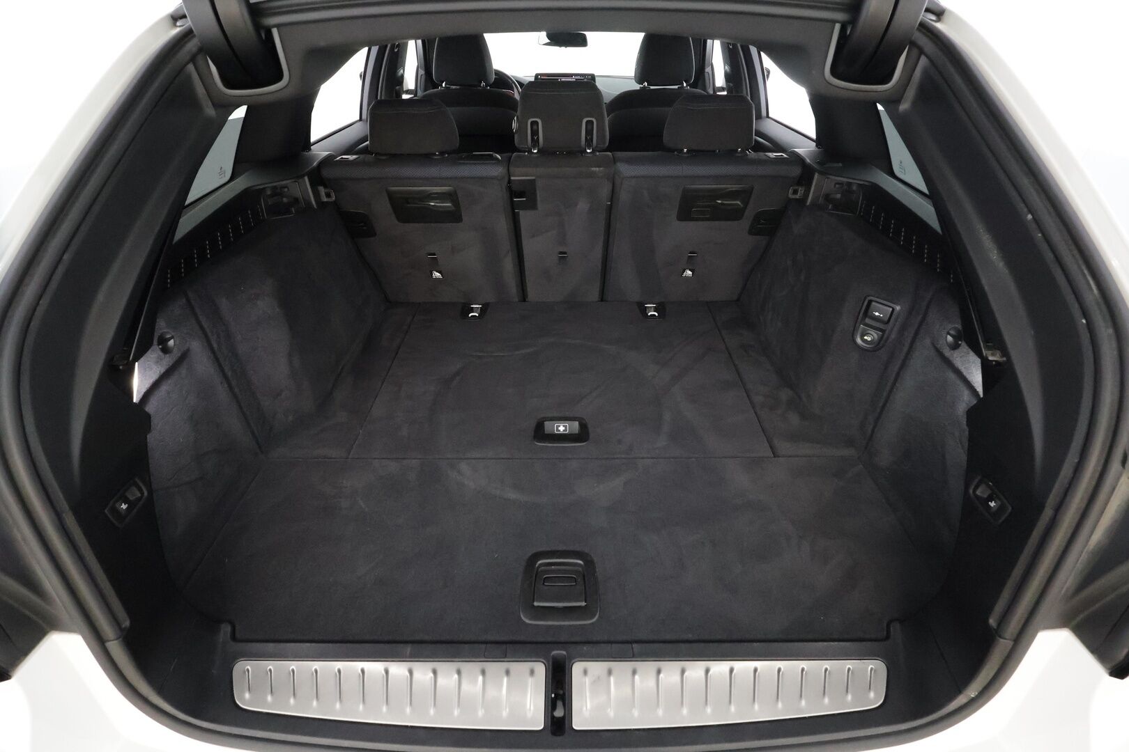 BMW 520 2021 G31 xDrive M Sport *  ACC / Webasto / P.kamera / koukku / LED / Navi / Keyless * - Kahdet renkaat - HULLUT JOULUT KORKOTARJOUS 2,49% 