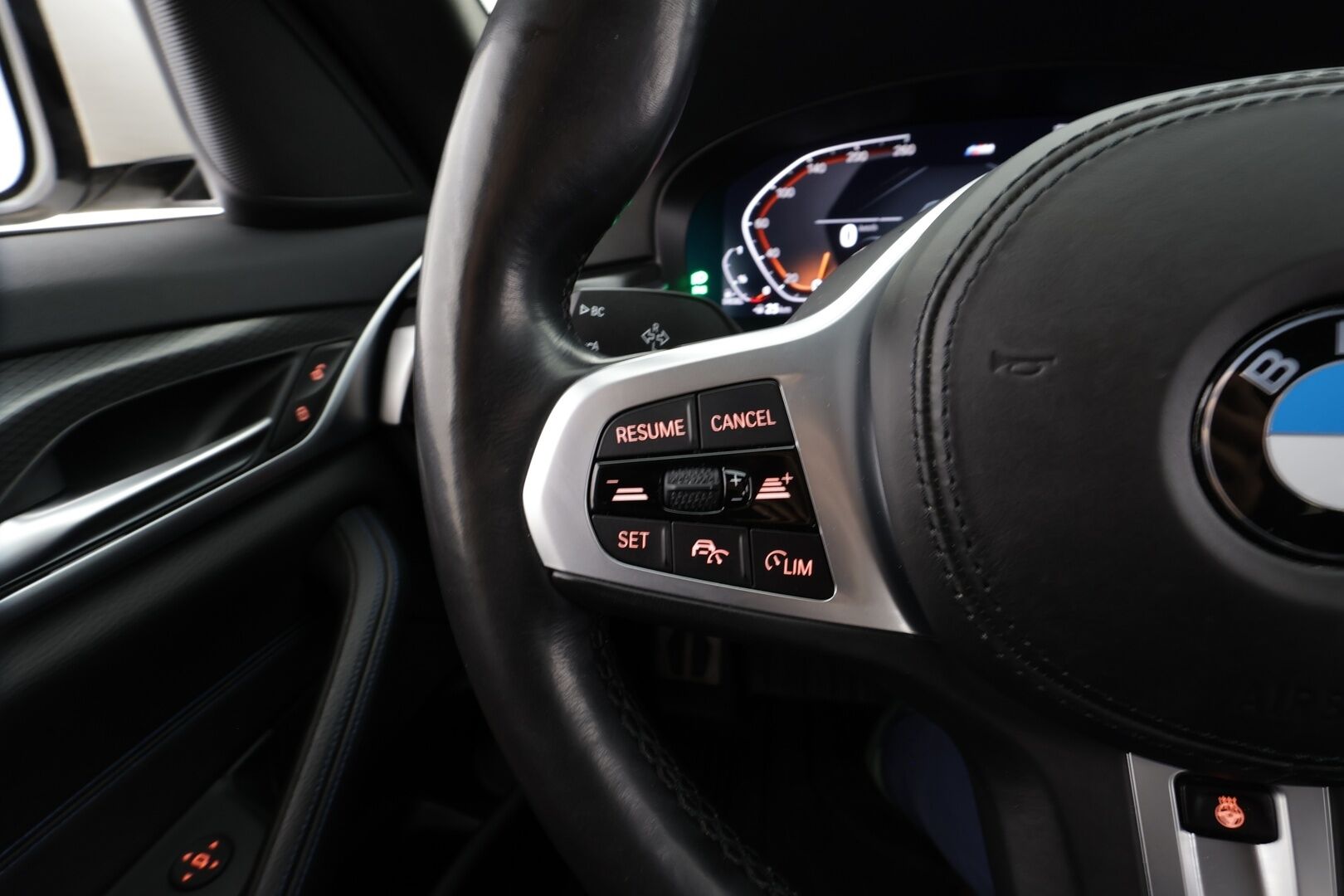 BMW 520 2021 G31 xDrive M Sport *  ACC / Webasto / P.kamera / koukku / LED / Navi / Keyless * - Kahdet renkaat - HULLUT JOULUT KORKOTARJOUS 2,49% 