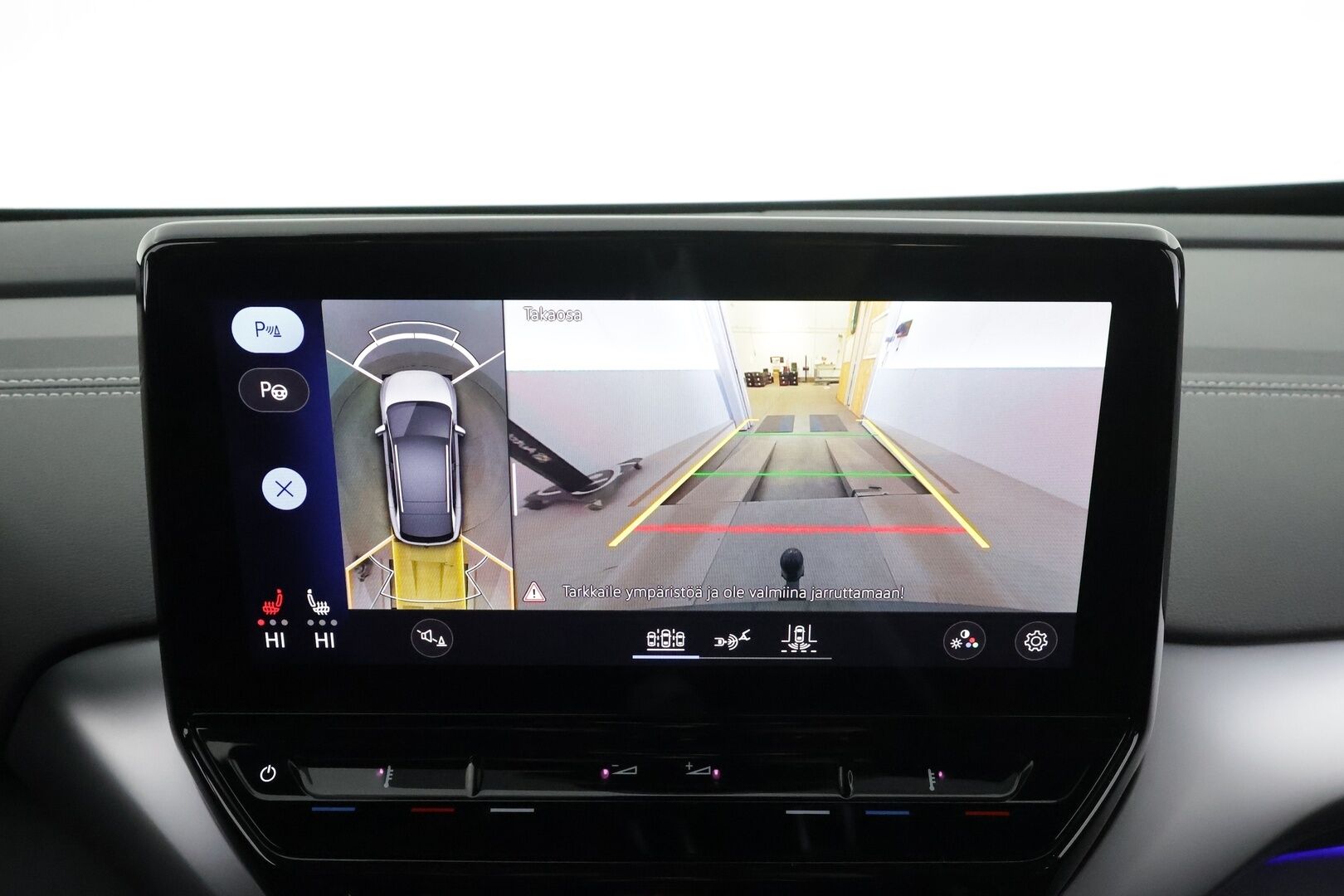 VOLKSWAGEN ID.4 2023 150kW 82kWh Top Sport Plus * ACC / 360° / LED / Navi / ILP / Muistipenkit hieronnalla / Koukku / KeylessGo * - Akku kuntotarkastettu / Kahdet renkaat aluvanteilla / Merkkihuollettu