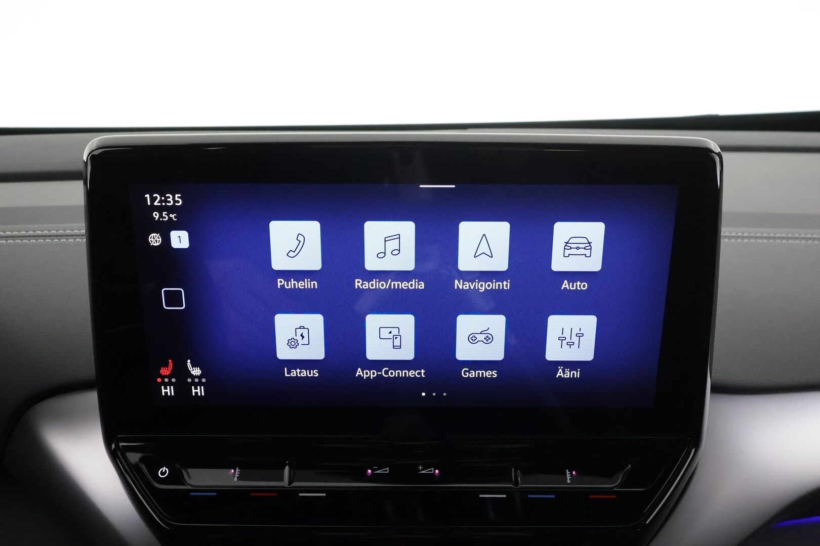 VOLKSWAGEN ID.4 2023 150kW 82kWh Top Sport Plus * ACC / 360° / LED / Navi / ILP / Muistipenkit hieronnalla / Koukku / KeylessGo * - Akku kuntotarkastettu / Kahdet renkaat aluvanteilla / Merkkihuollettu