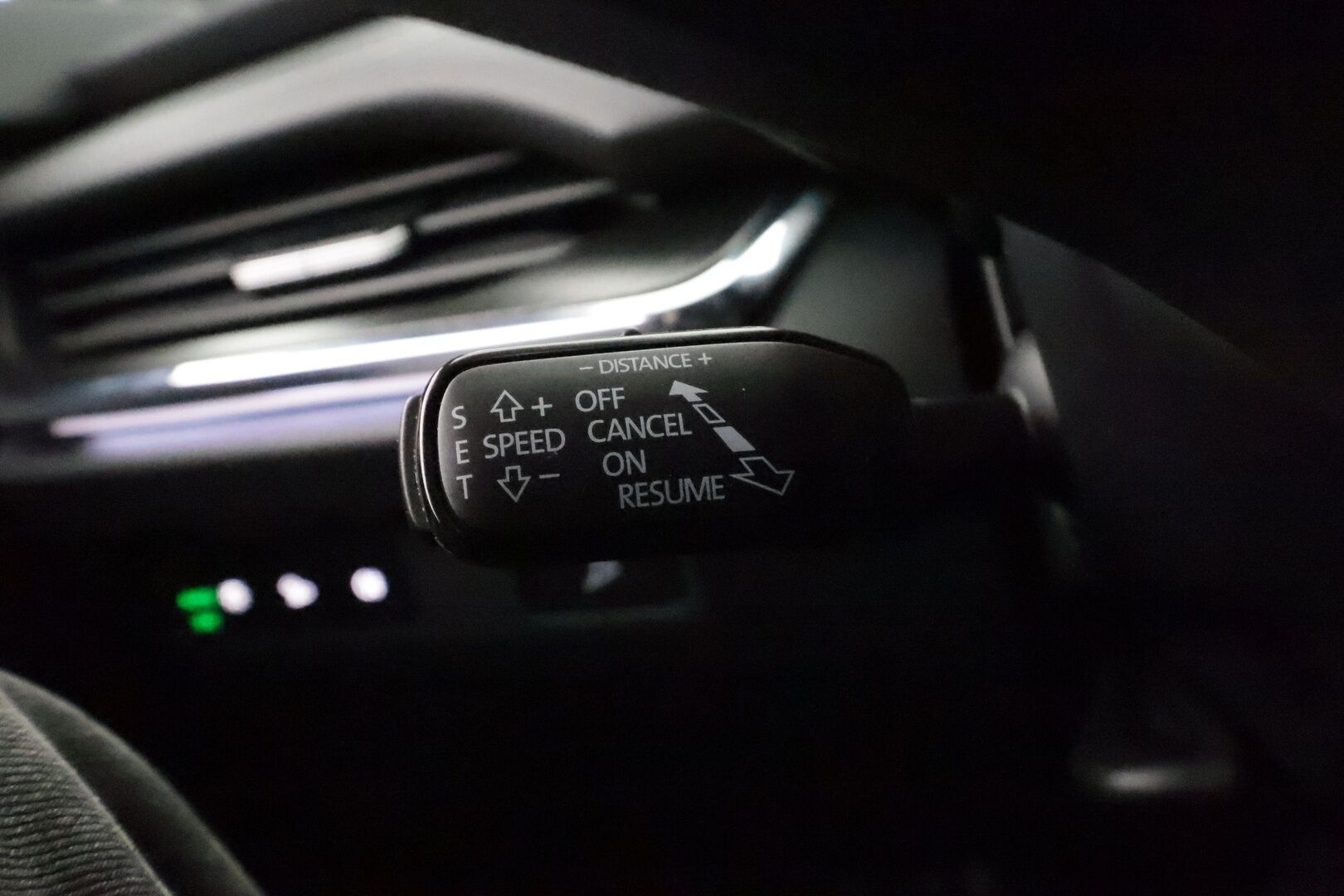 SKODA ENYAQ 2022 IV80 Sportline 82kWh * HUD / Matrix-Led / Lämpöpumppu / Muistipenkit /  P.Kamera / ACC / Navi / Keyless * - Merkkihuollettu / Kahdet Renkaat