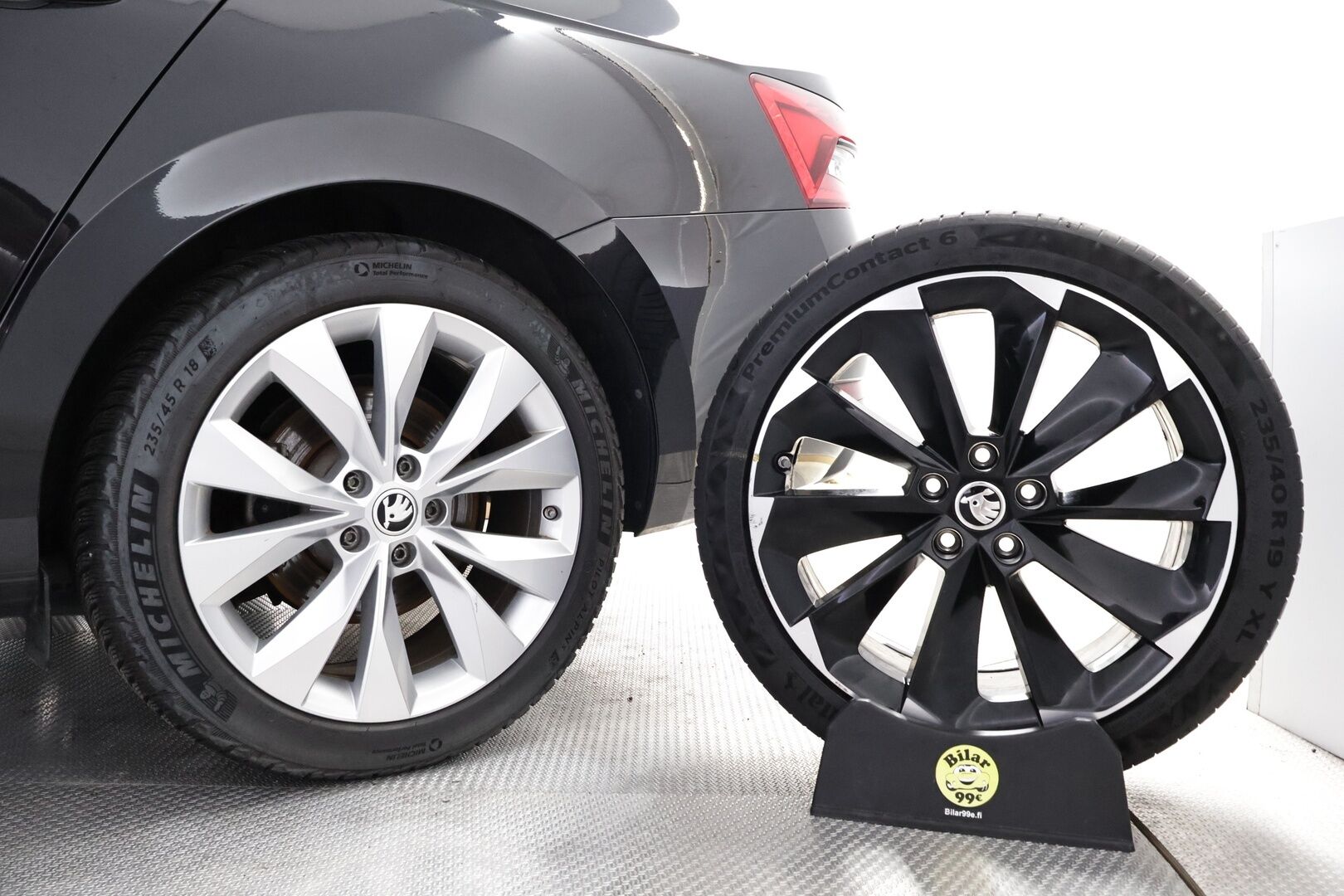 SKODA SUPERB 2022 iV Combi 1.4TSI Sportline DSG - Webasto | Adapt.Vakkari | Panorama | Canton | 360-Kamera | Matrix LED | Nahkasisusta | Muistipenkit | SUPERVARUSTEET!