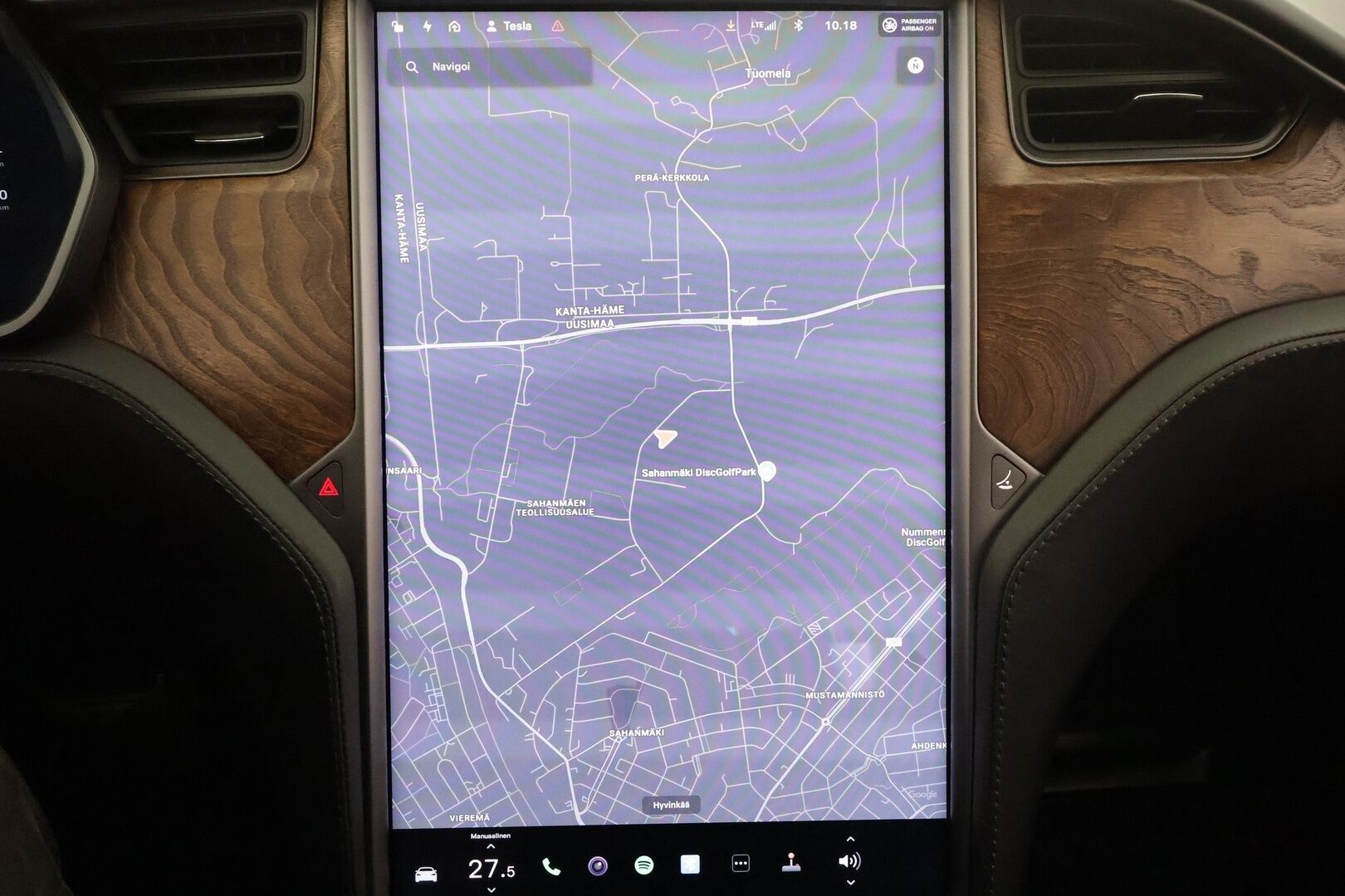 TESLA MODEL S 2019 Standard Range AWD * Lasikatto / ACC / LED / P.kamera / Muistipenkki / Premium Audio / Navi / Kaistavahti * - Ilma-alusta 