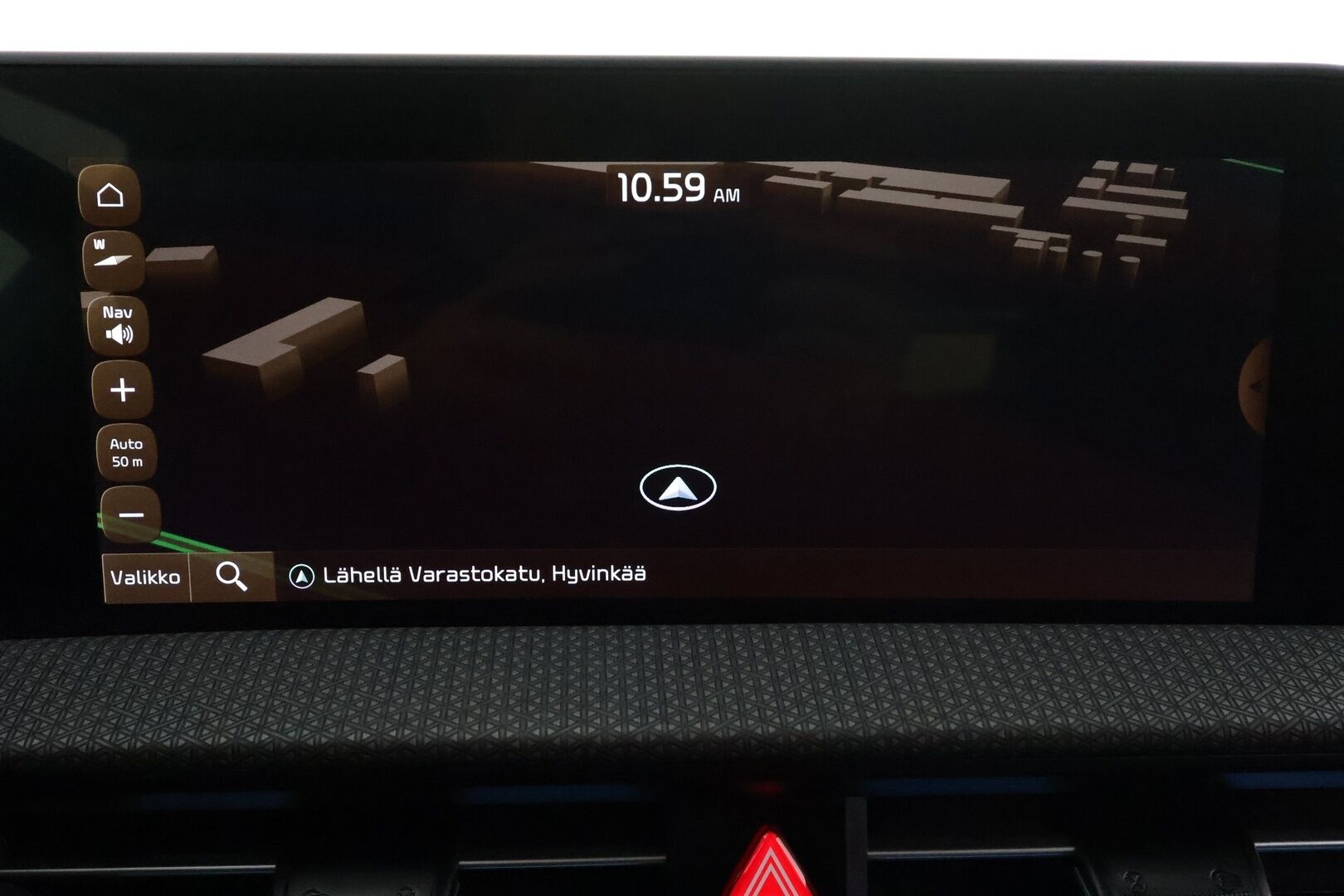 KIA EV6 2022 77kWh Plus 218hv * ACC / 360° / ILP / LED / Navi / Muistipenkki / Ilmastoidut nahat / KeylessGo * - Kahdet renkaat aluvanteilla / Merkkihuollettu