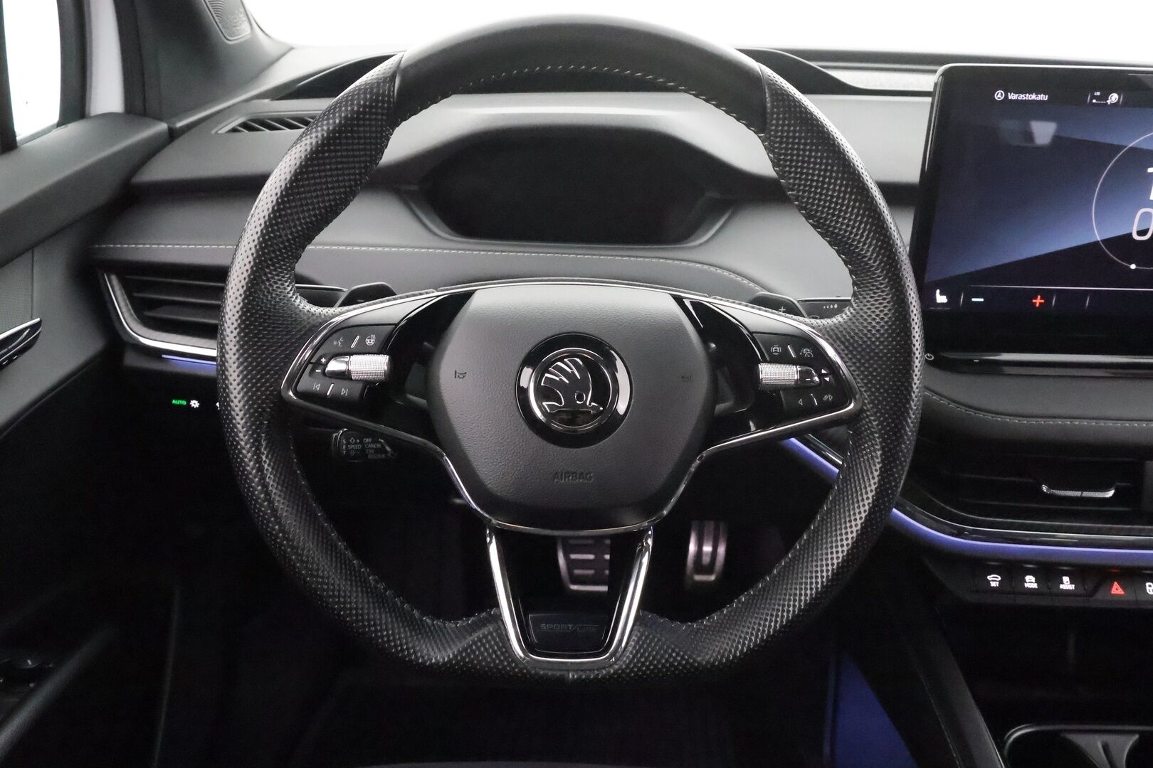 SKODA ENYAQ 2022 IV80X Sportline *HUD / ILP / Muistipenkki / 360° kamera / ACC / Matrix-LED / Navi / Kaistavahti* - Akku kuntotarkastettu / Merkkihuollettu / Kahdet renkaat 