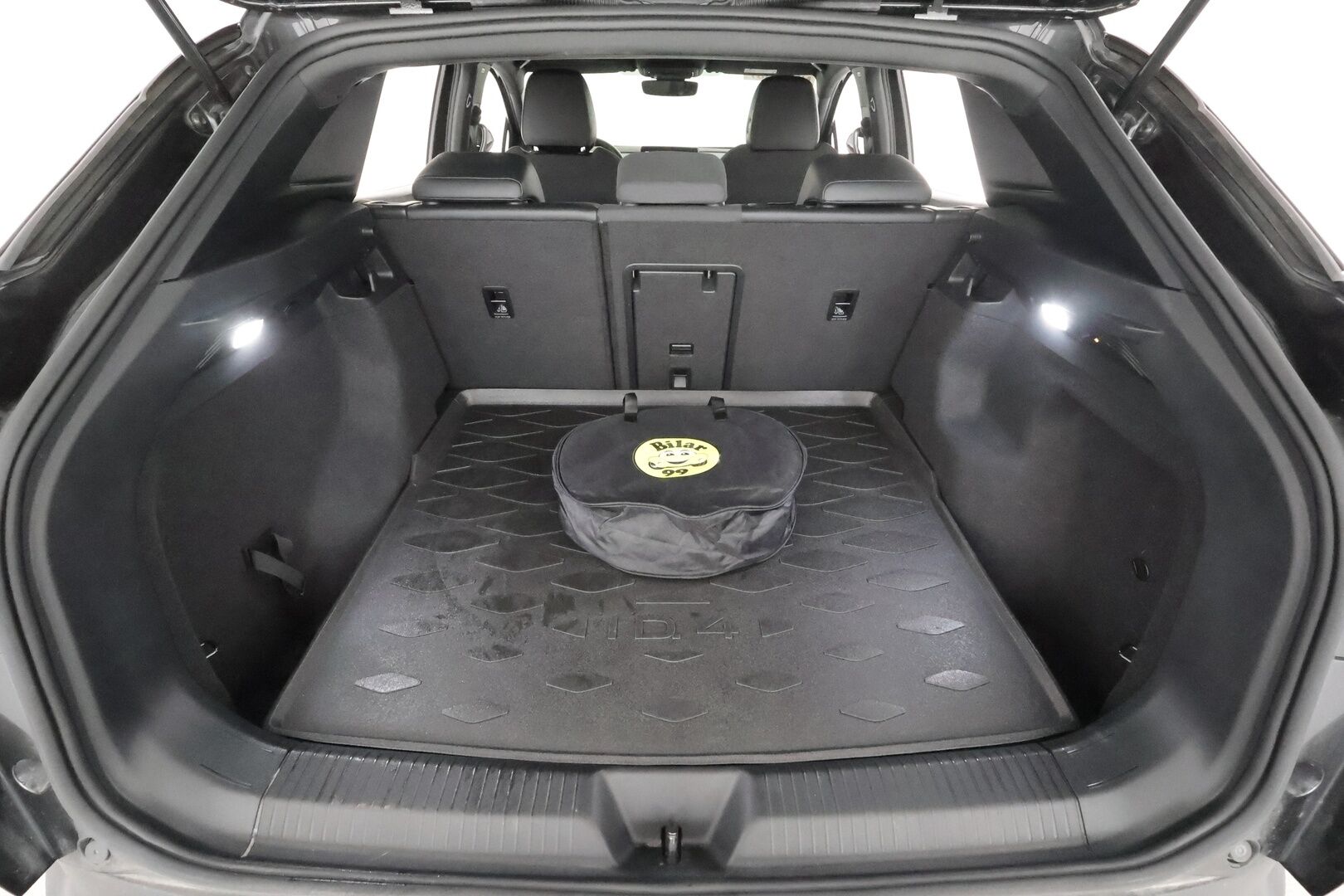 VOLKSWAGEN ID.4 2022 220kW 82kWh GTX * IQ Light / ILP / ACC / Kaistavahti / Keyless / Navi * - Merkkihuollettu / Kahdet Renkaat