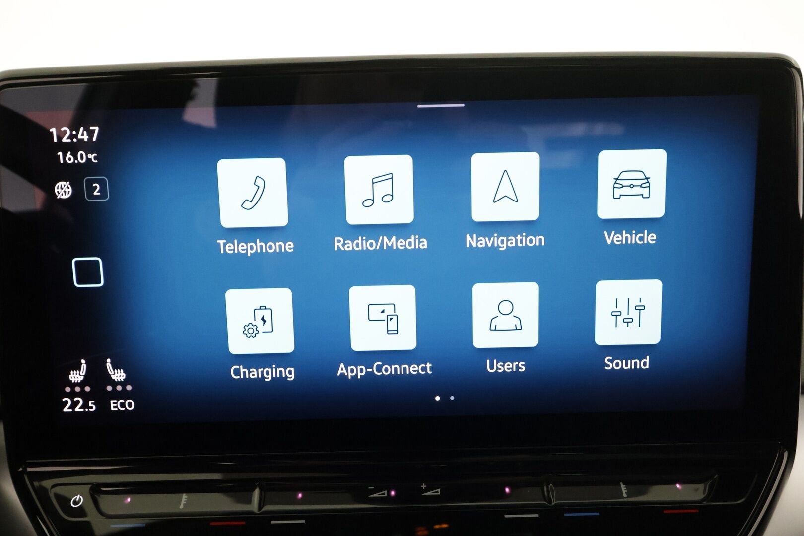 VOLKSWAGEN ID.4 2021 150 kW 1st MAX  * ILP / HUD / IQ Light / ACC / 360 Kamera / Koukku / Lasikatto * - Akku kuntotarkastettu / Merkkihuollettu / Koti & Kauppalaturi