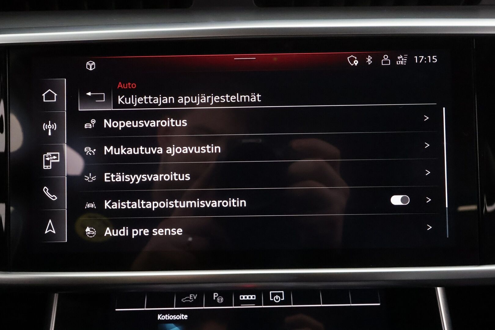 AUDI A6 2023 Sedan Business Sport 50 TFSI e quattro Stronic Electrified Edition * ACC / LED / P.tutkat / Sportpenkit / Navi * - Akku kuntotarkastettu / Koukku / 2x Latauskaapelit / Kahdet renkaat aluvanteilla 